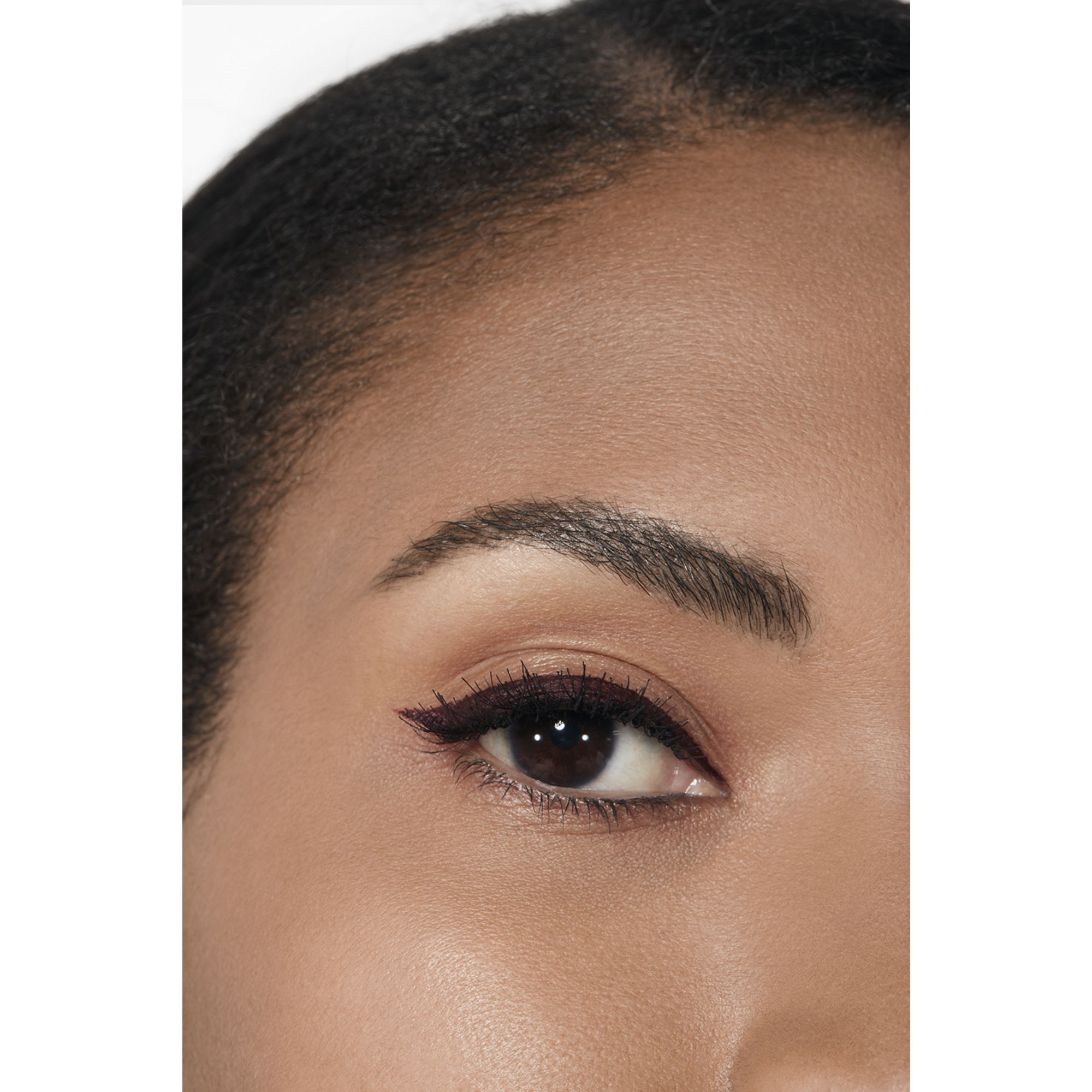 EYELINER CAIR WATERPROOF PENEGAS BENTUK MATA YANG TAHAN LAMA