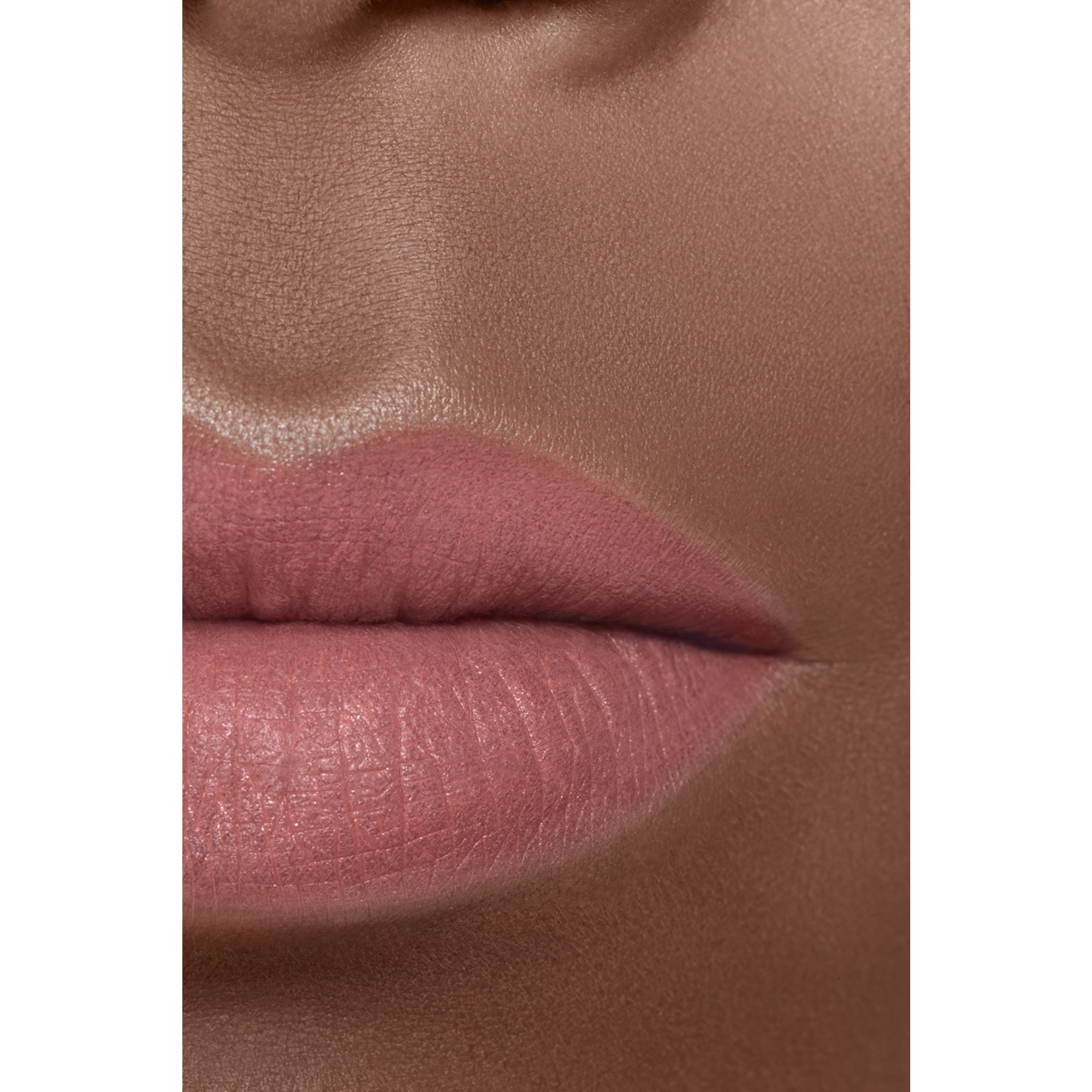 EDISI TERBATAS - LIPSTIK MATTE BERKILAU