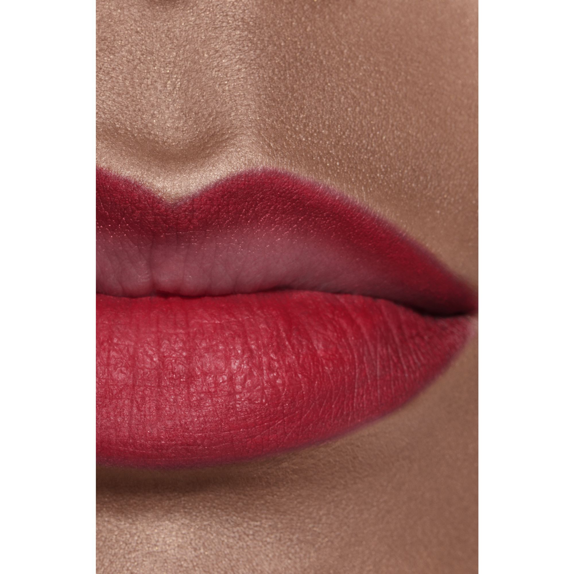 PENSIL BIBIR TAHAN LAMA