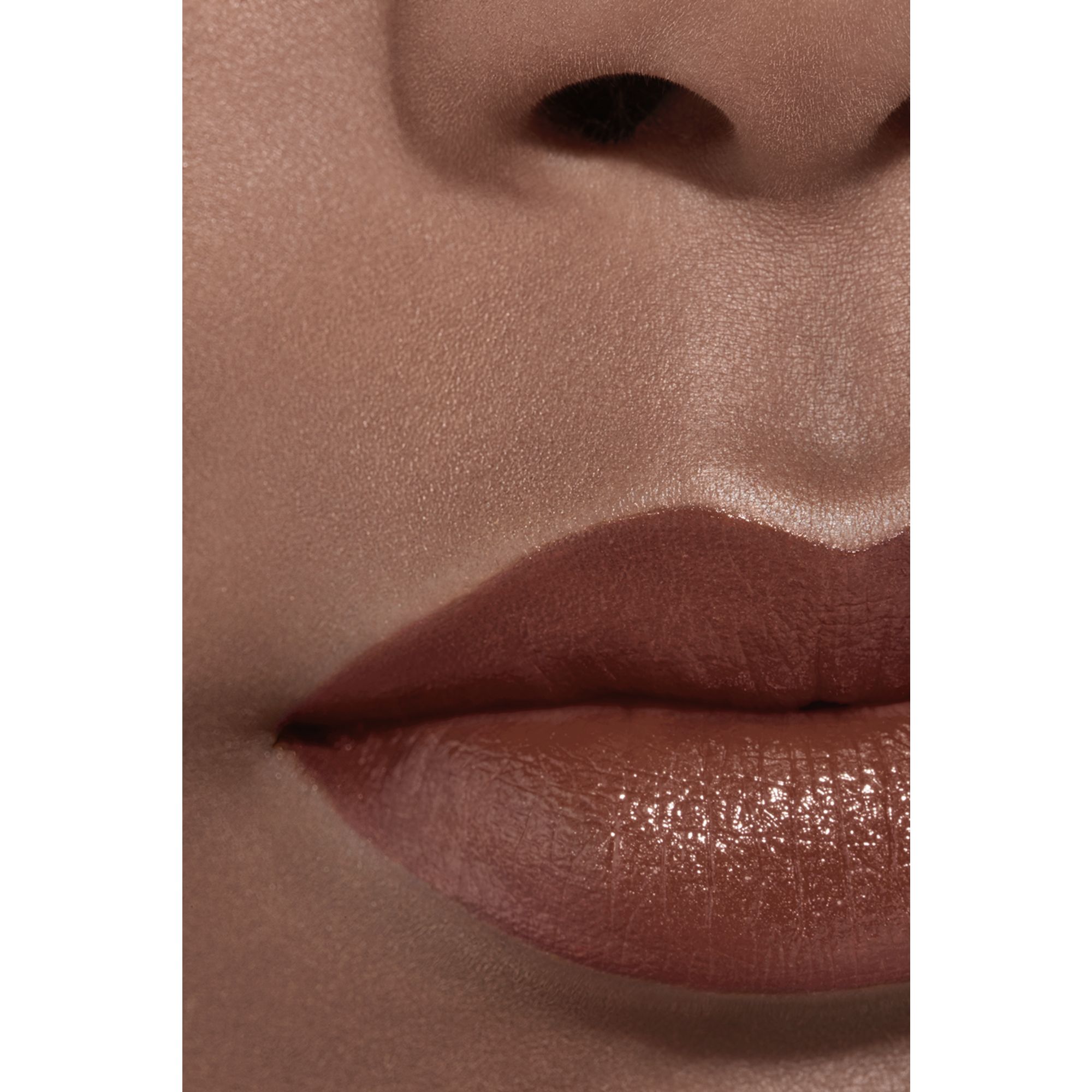 LUMINOUS INTENSE LIP COLOUR