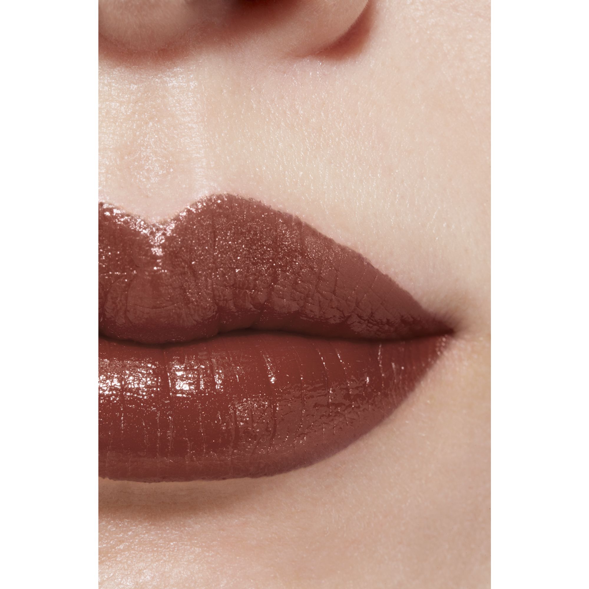 LUMINOUS INTENSE LIP COLOUR