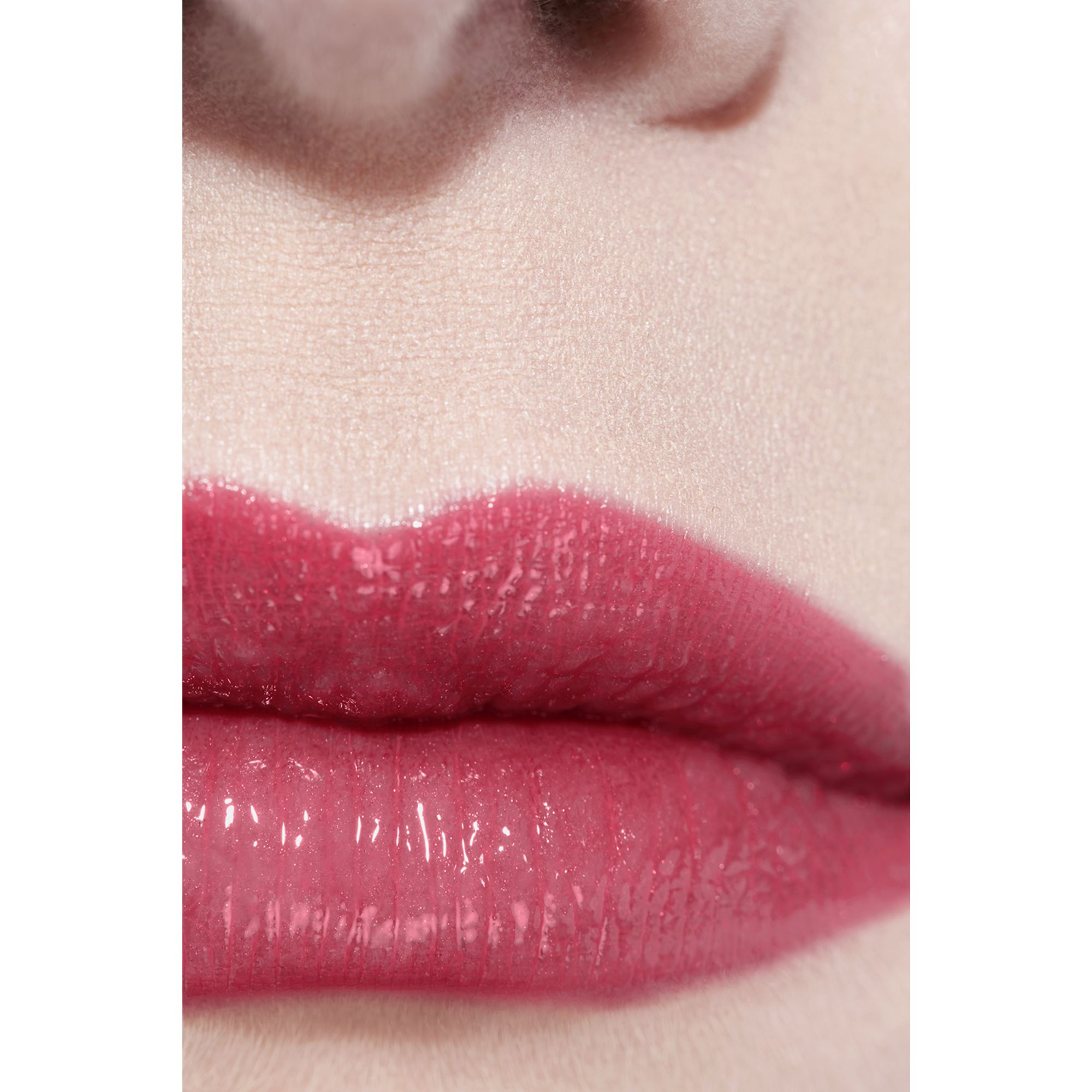 LIP BALM YANG MELEMBAPKAN DAN MEMPERCANTIK BIBIR