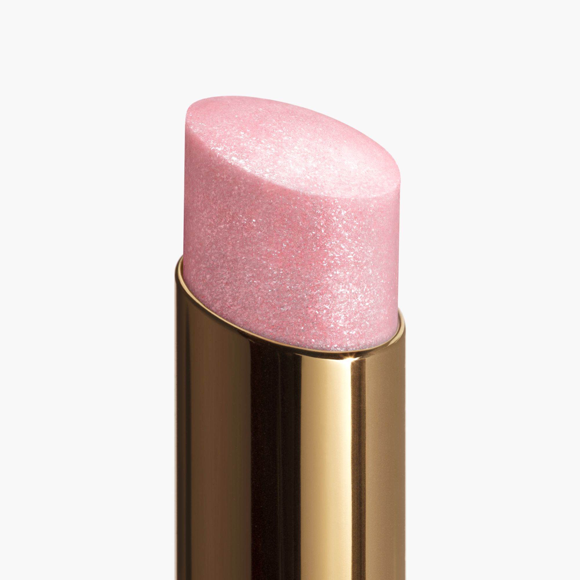 LIP BALM YANG MELEMBAPKAN DAN MEMPERCANTIK BIBIR