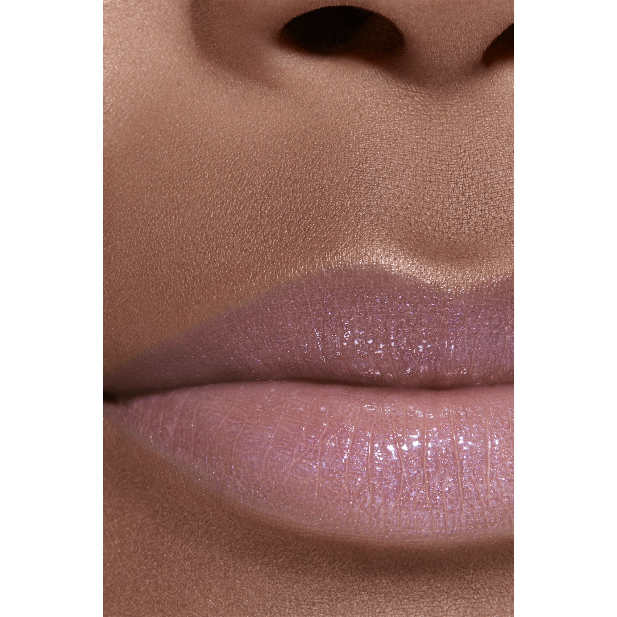 WARNA, KILAU, INTENSITAS DALAM SEKEJAP