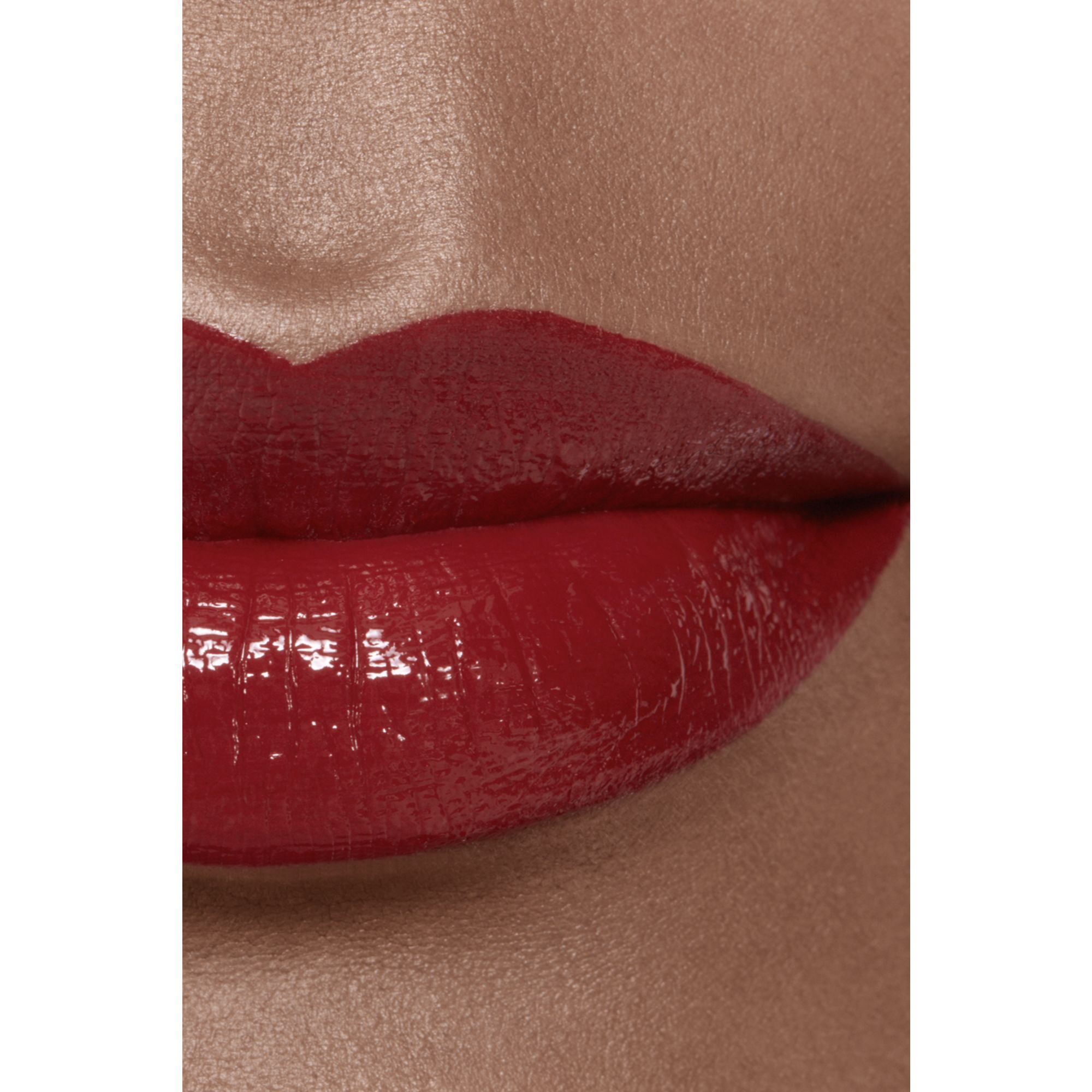 ULTRAWEAR SHINE LIQUID LIP COLOUR