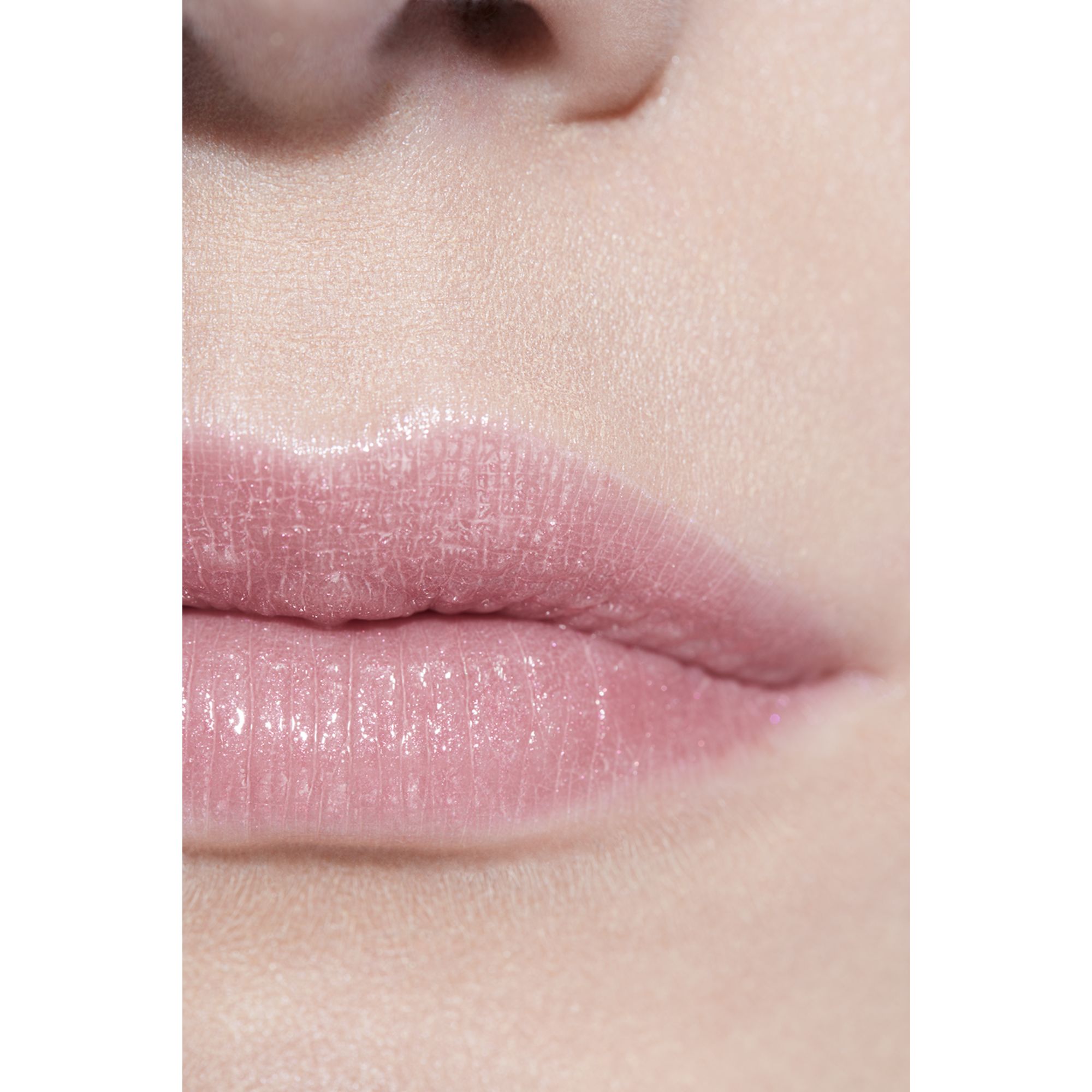 LIP BALM YANG MELEMBAPKAN DAN MEMPERCANTIK BIBIR