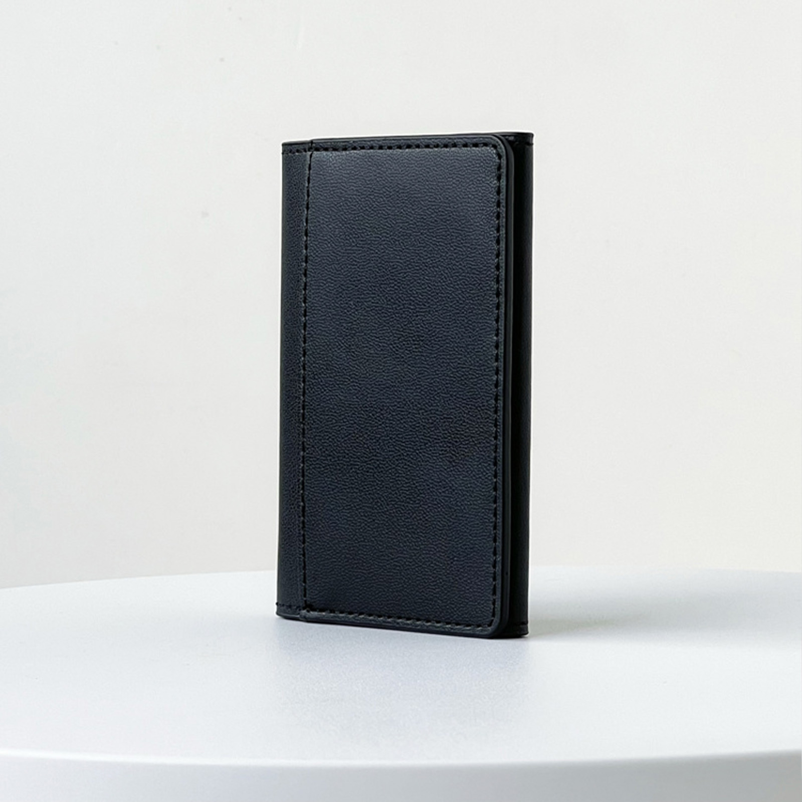 Magsafe磁気レザー3つ折りカードケース（6枚まで収納可能）