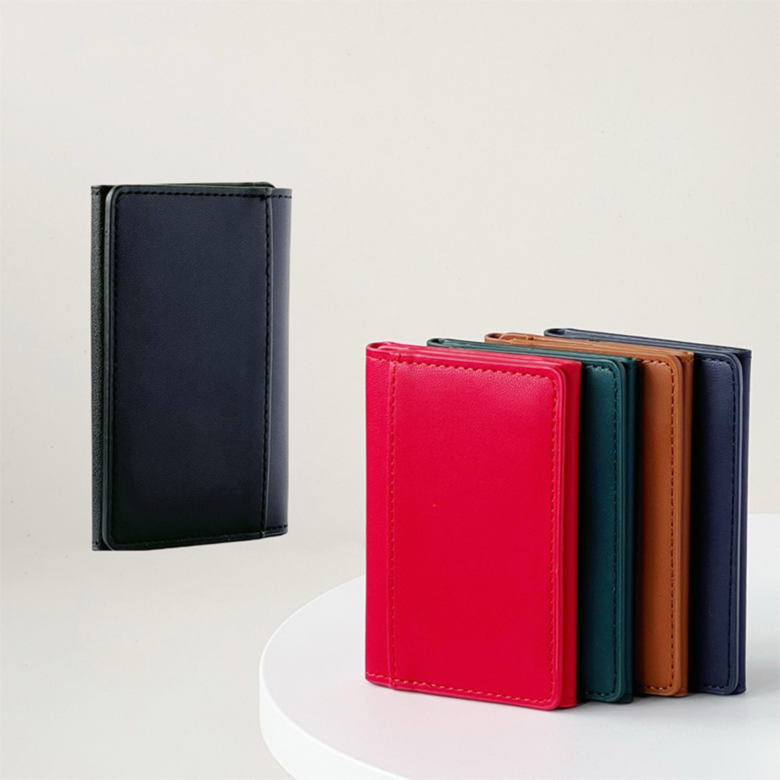 Magsafe磁気レザー3つ折りカードケース（6枚まで収納可能）