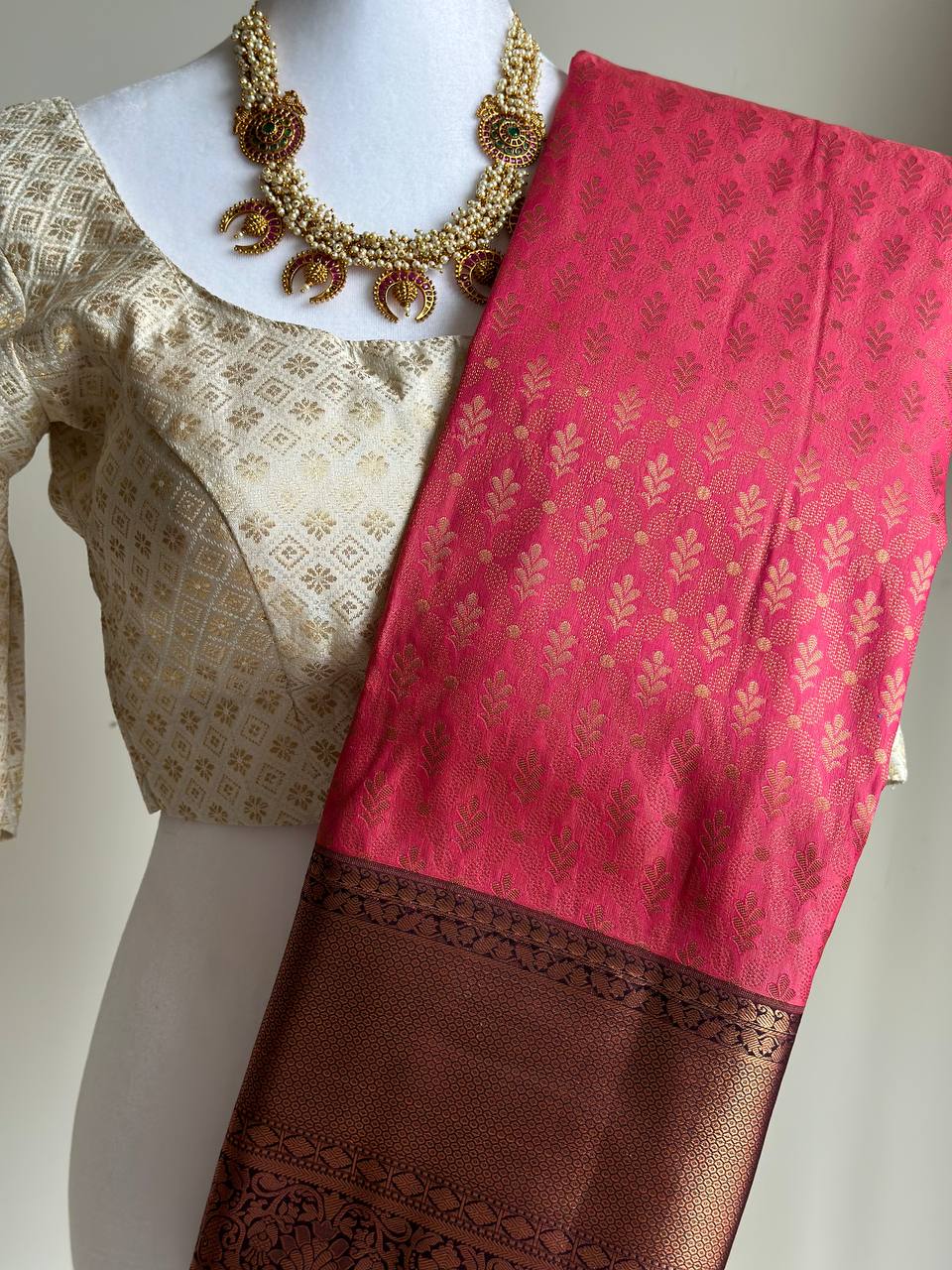 Deep Pink Zari Woven Kanchipuram Silk Saree