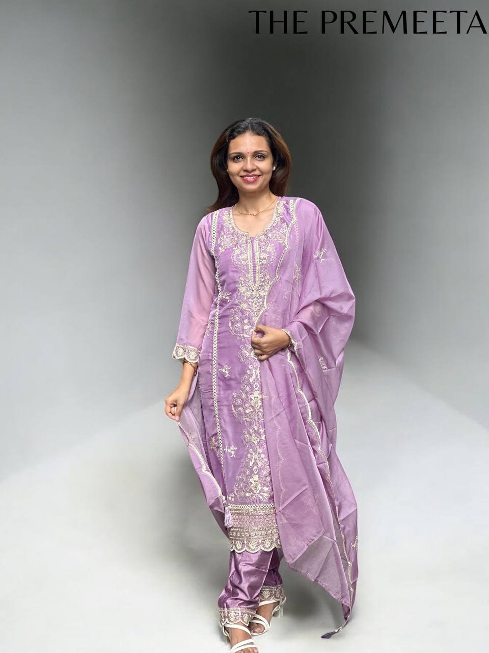 Mehreen Lavendar Pakistani Suit