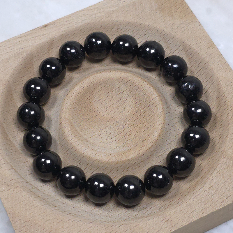 SG LOCAL - AURA HAVEN Jet Bracelet