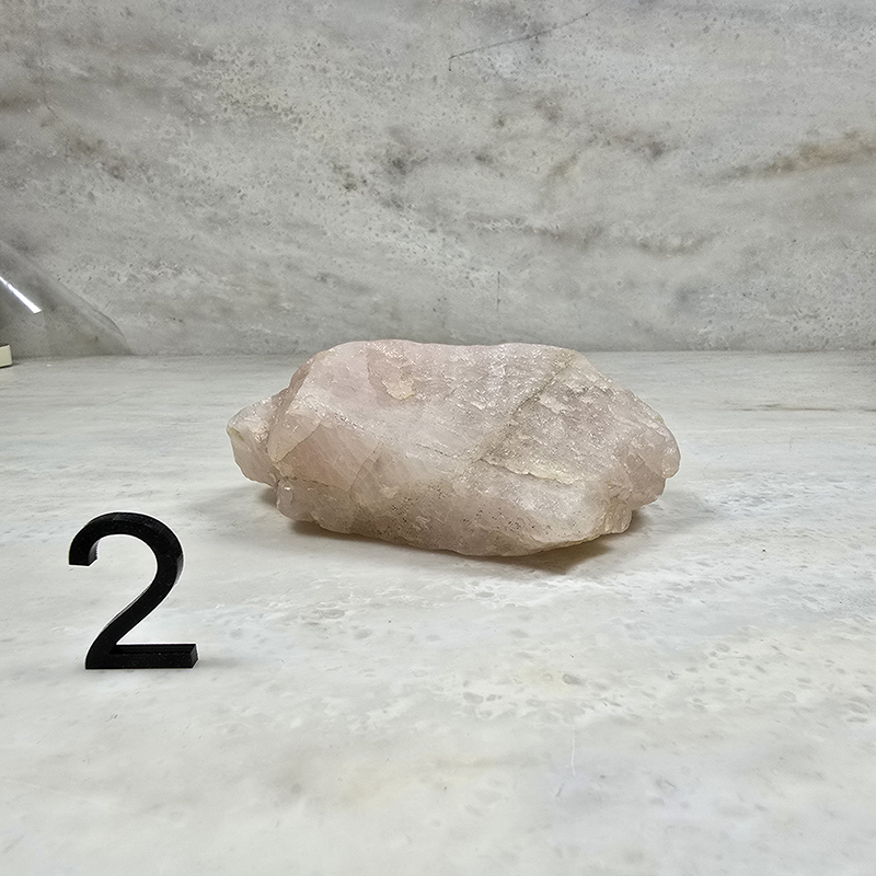 SG LOCAL - AURA HAVEN Rose Quartz Raw stone appox. 350 - 500gm