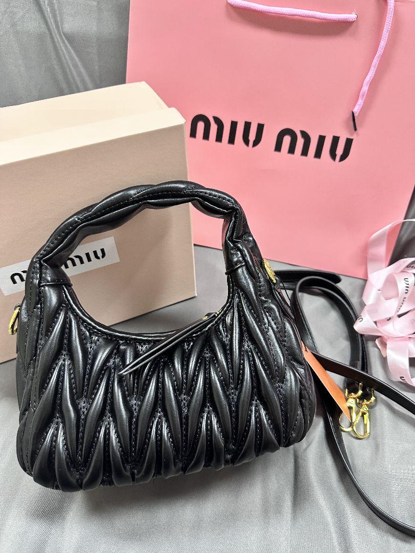 同時購入 極美品 黒 ミュウミュウ ショルダーバッグ おすすめ！ ショルダーバッグ-thecareercollege.com.au