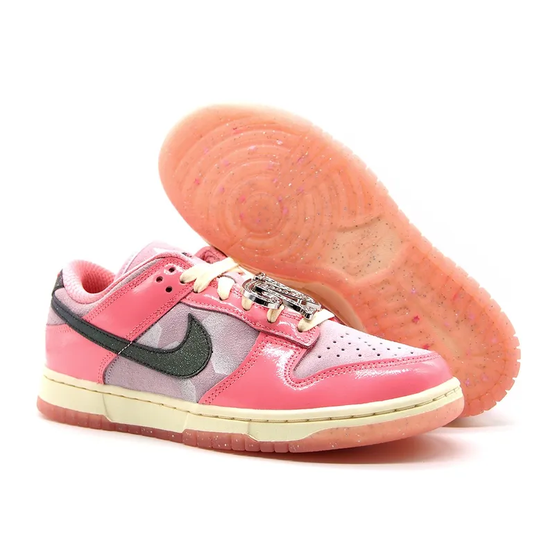 NIKE WMNS DUNK LOW LX "BARBIE" PINK FOAM/MEDIUM🌸ナイキ ウィメンズ ダンクロー LX ピンクフォーム/ミディアム アッシュ