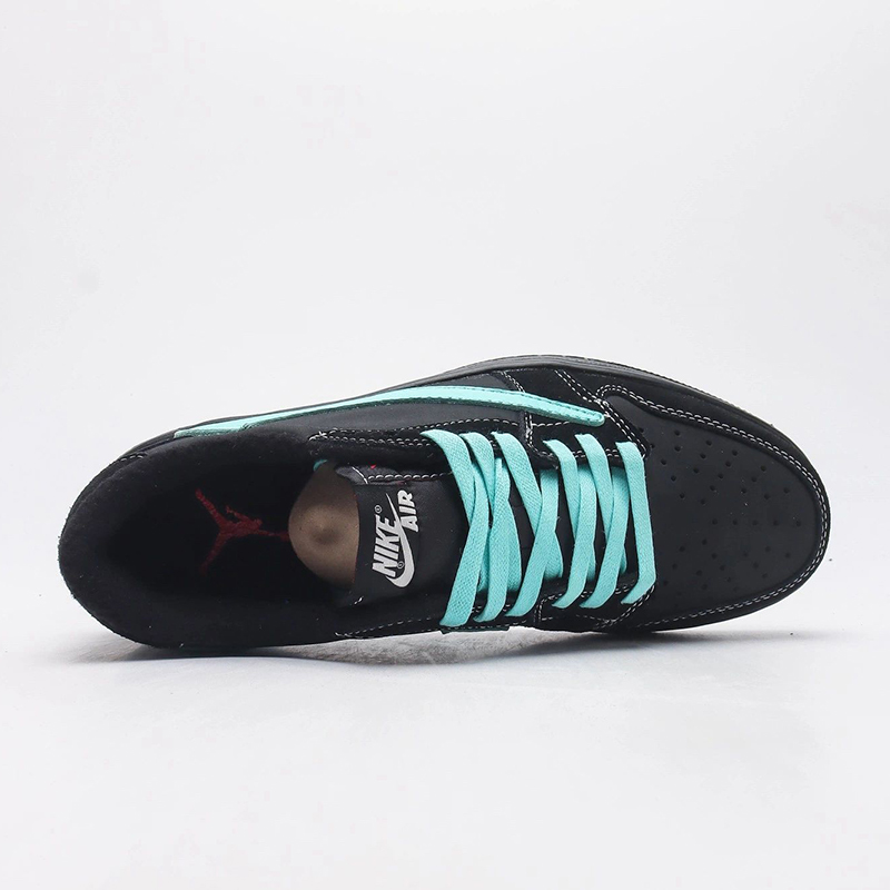 Travis Scott（トラヴィス・スコット）x Air Jordan 1 Low “Black Phantom”を“Tiffany & Co.