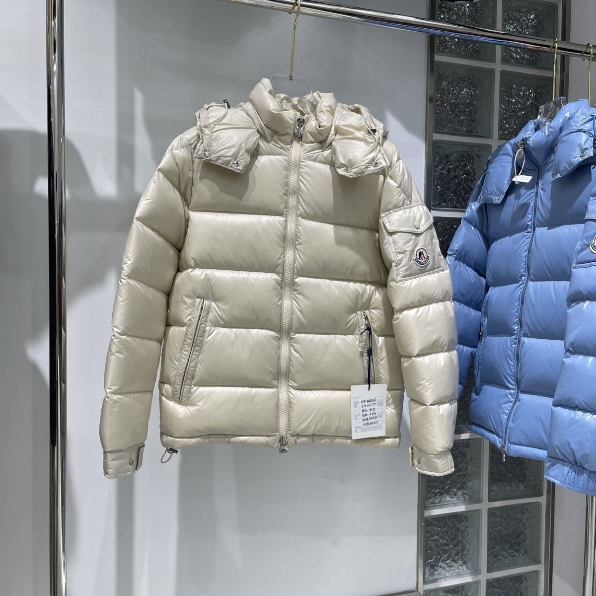 大人気!23/24年秋冬 定番 MONCLER モンクレール ダウン☆MAYA☆