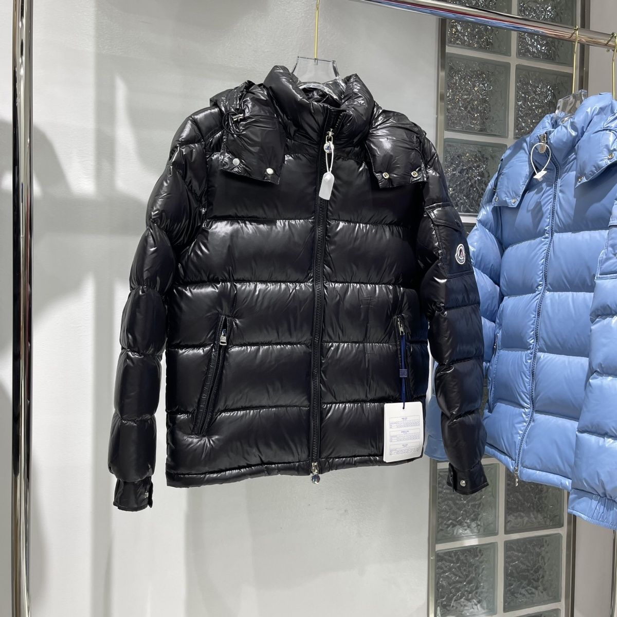 大人気!23/24年秋冬 定番 MONCLER モンクレール ダウン☆MAYA☆