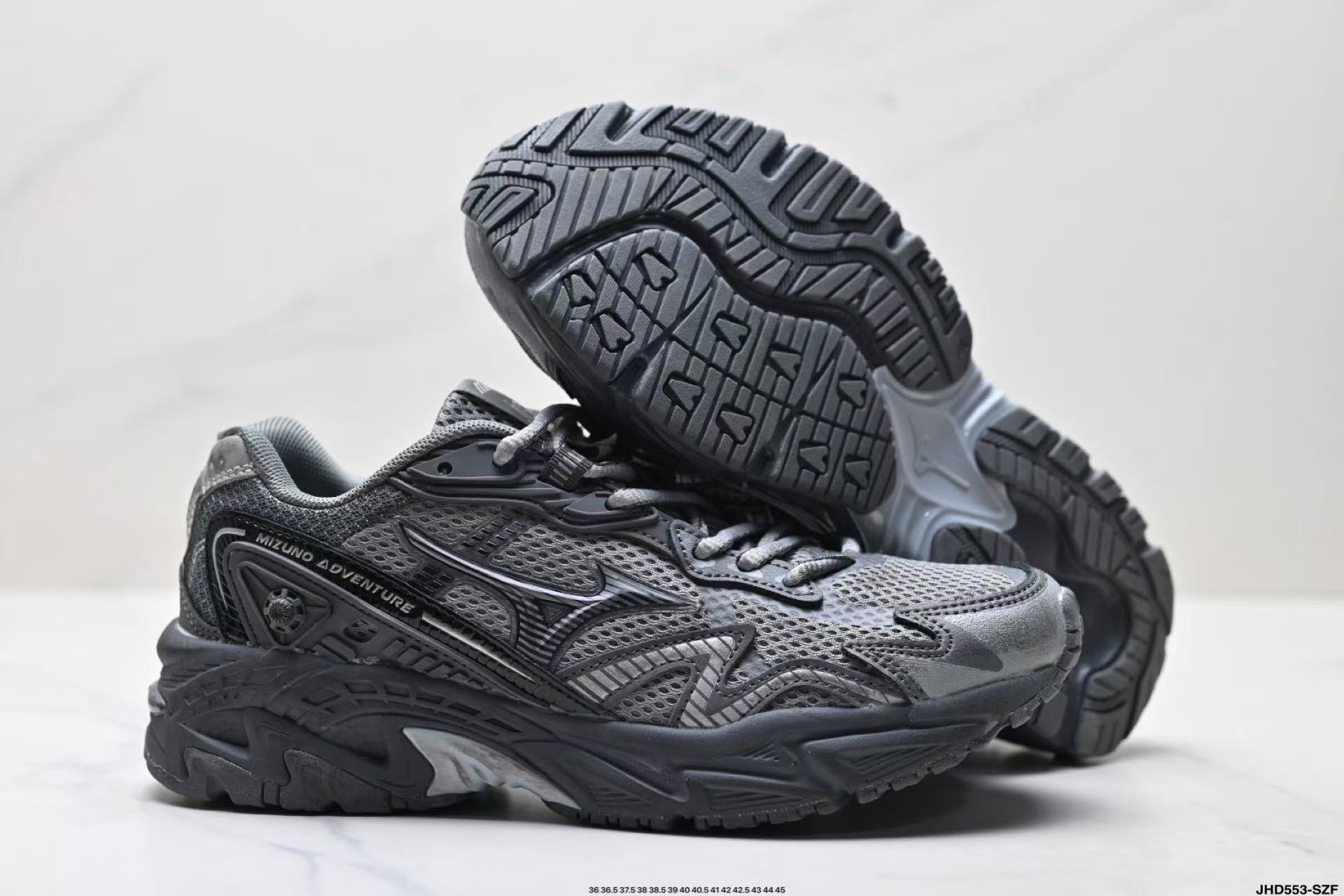 Mizuno（ミズノ） トレーニングシューズ / スニーカー