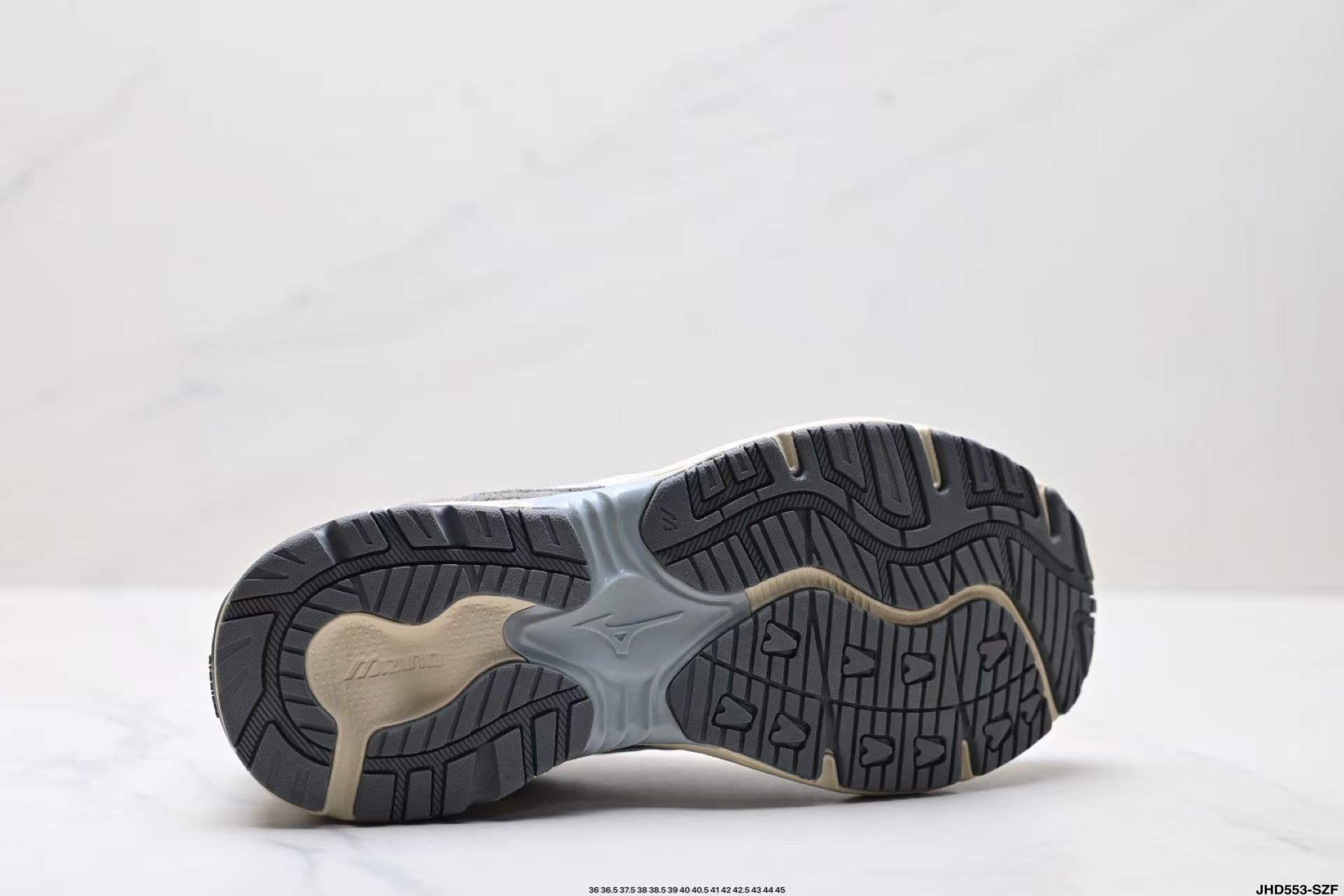 Mizuno（ミズノ） トレーニングシューズ / スニーカー