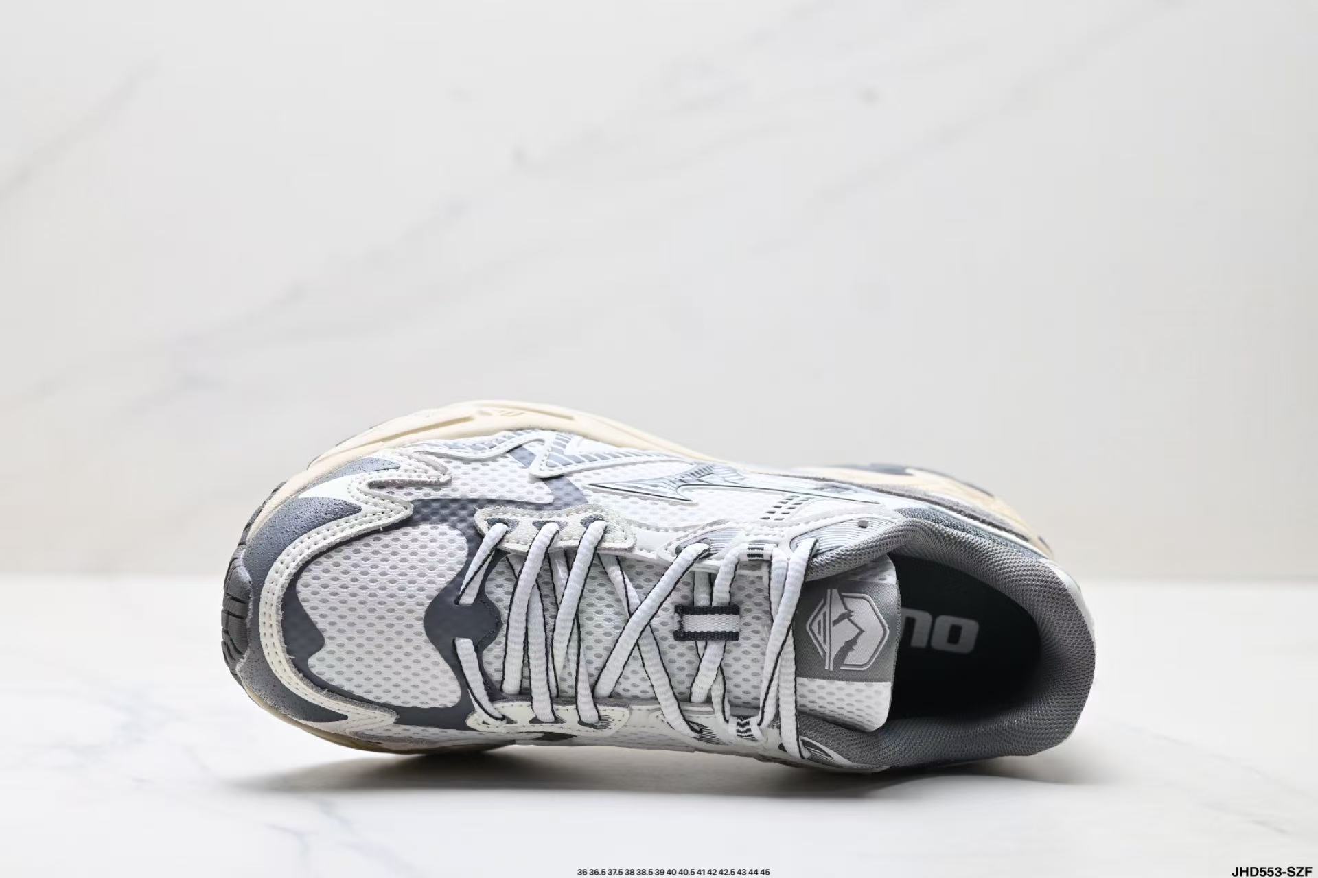 Mizuno（ミズノ） トレーニングシューズ / スニーカー