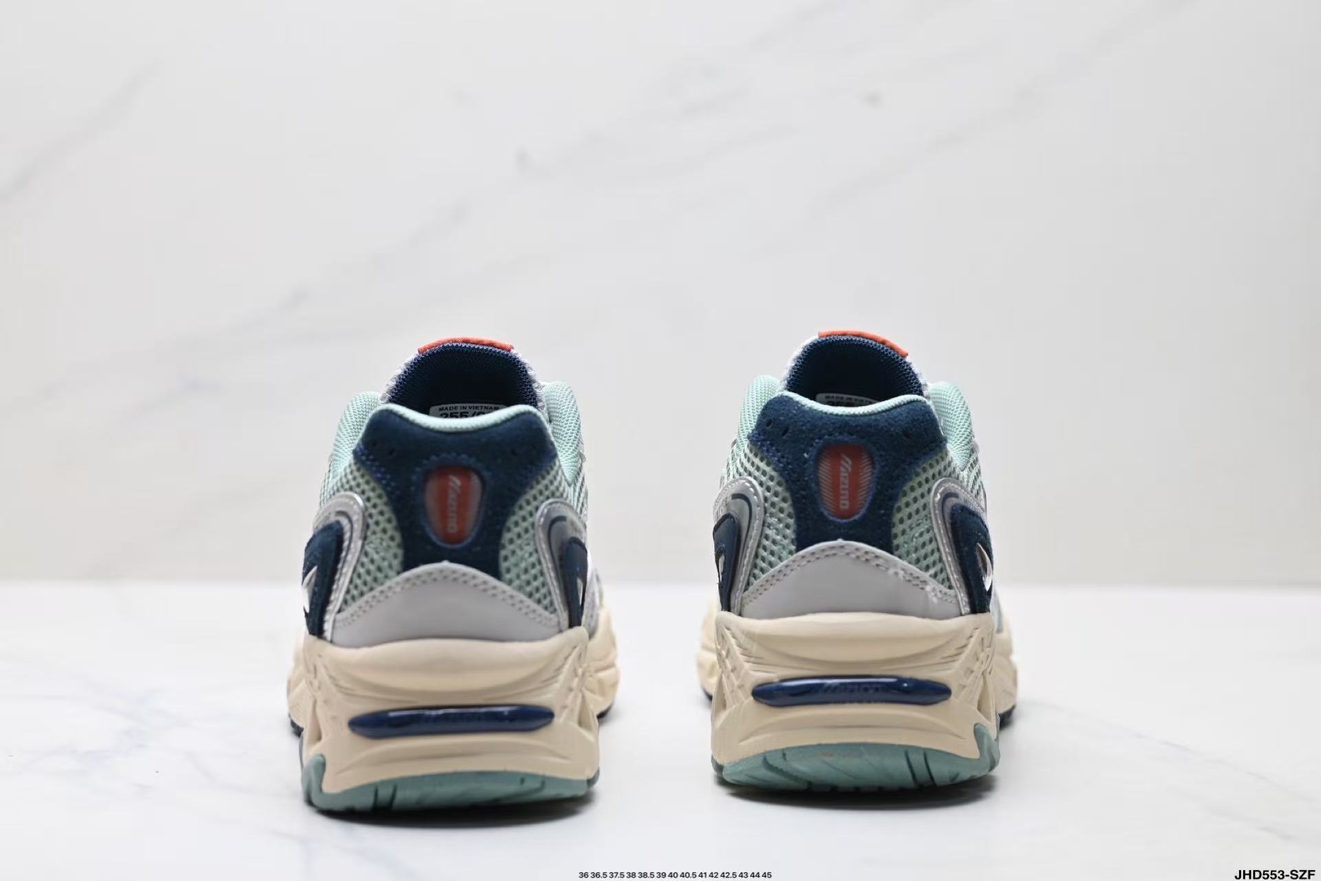 Mizuno（ミズノ） トレーニングシューズ / スニーカー