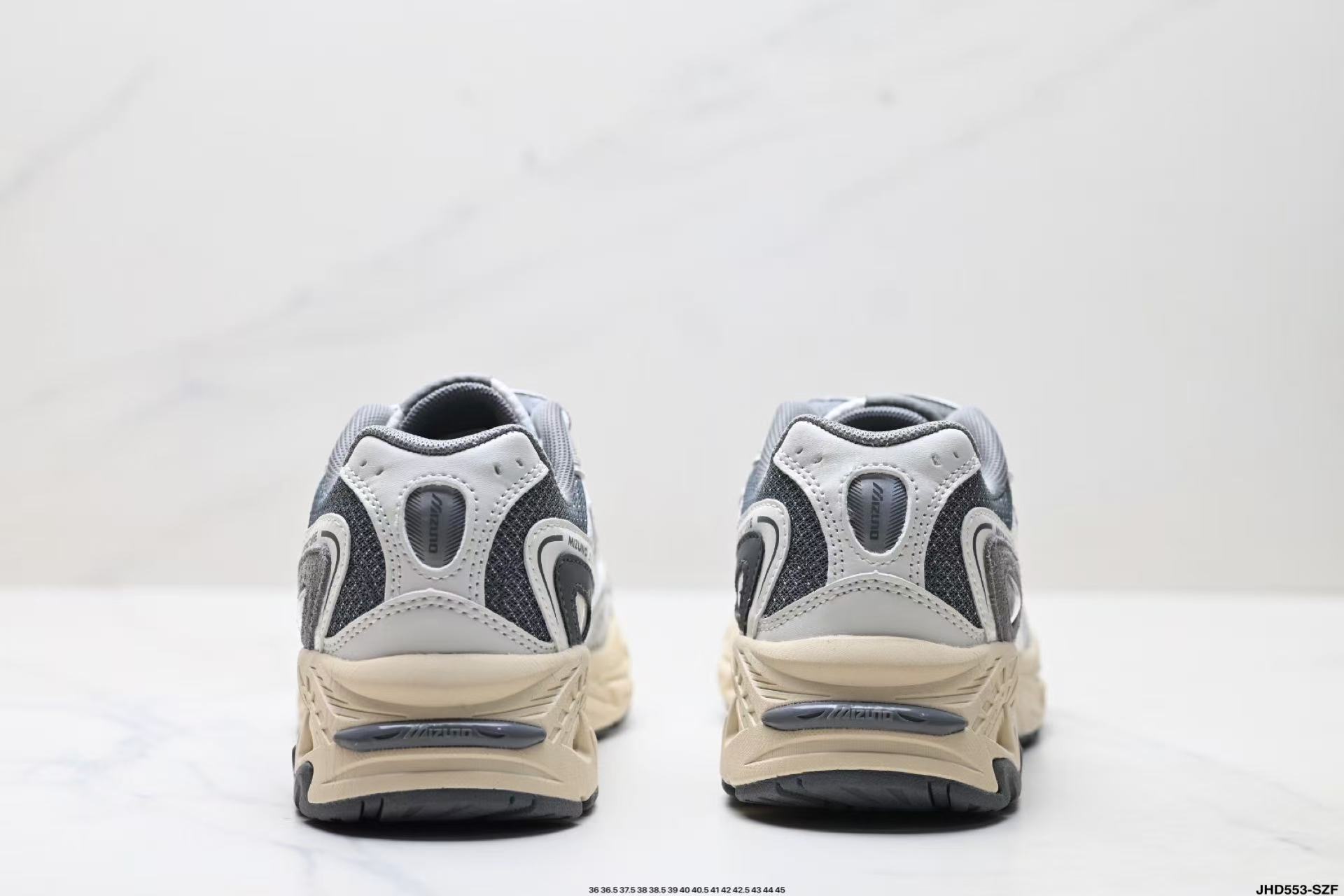 Mizuno（ミズノ） トレーニングシューズ / スニーカー