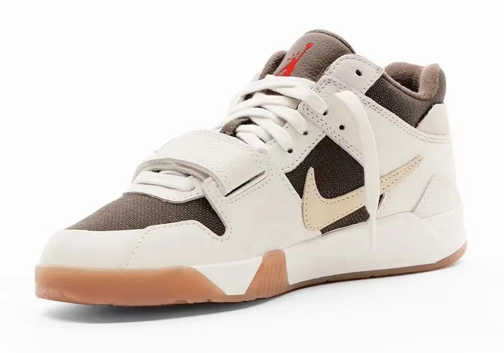 【早期発売、数量限定】最新コラボが大注目Travis Scott x jordan Cut The Check 　＂ｓａｉｌ＂