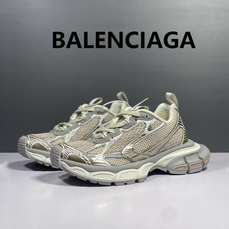 ★BALENCIAGA★ブラックとホワイトのメッシュ & ポリウレタン製 3XL トレーナーは★直営店★