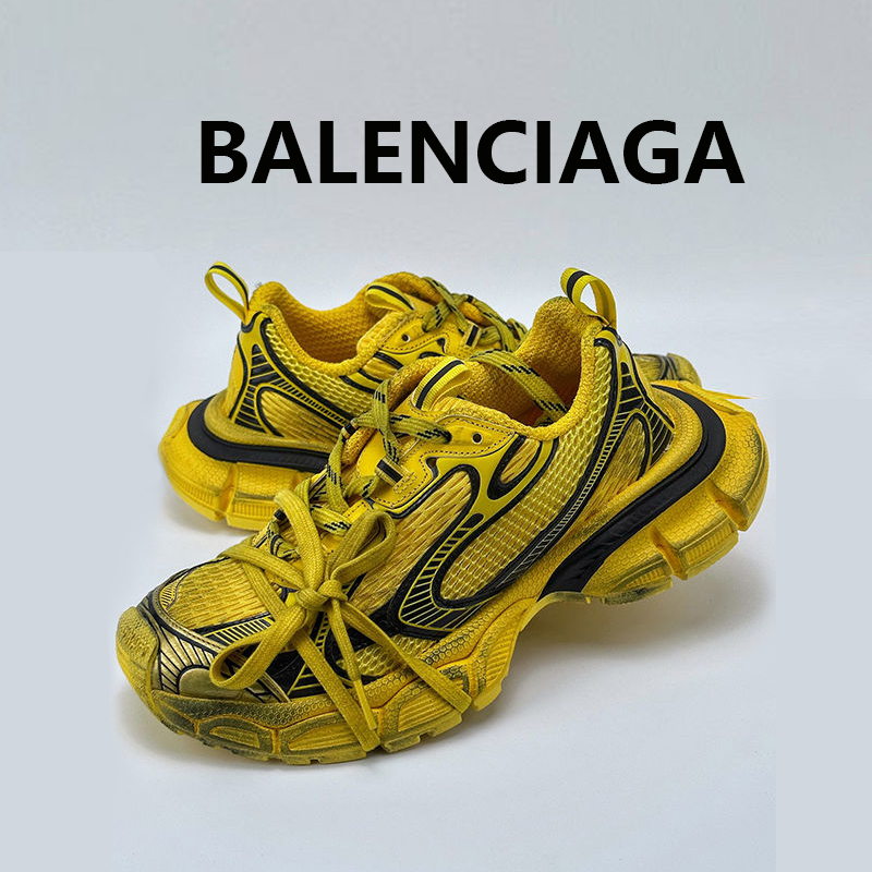 ★BALENCIAGA★ブラックとホワイトのメッシュ & ポリウレタン製 3XL トレーナーは★直営店★