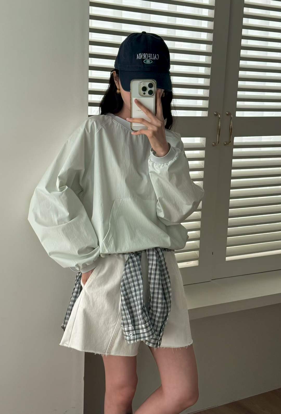 DORIT FRONT POCKET TOP