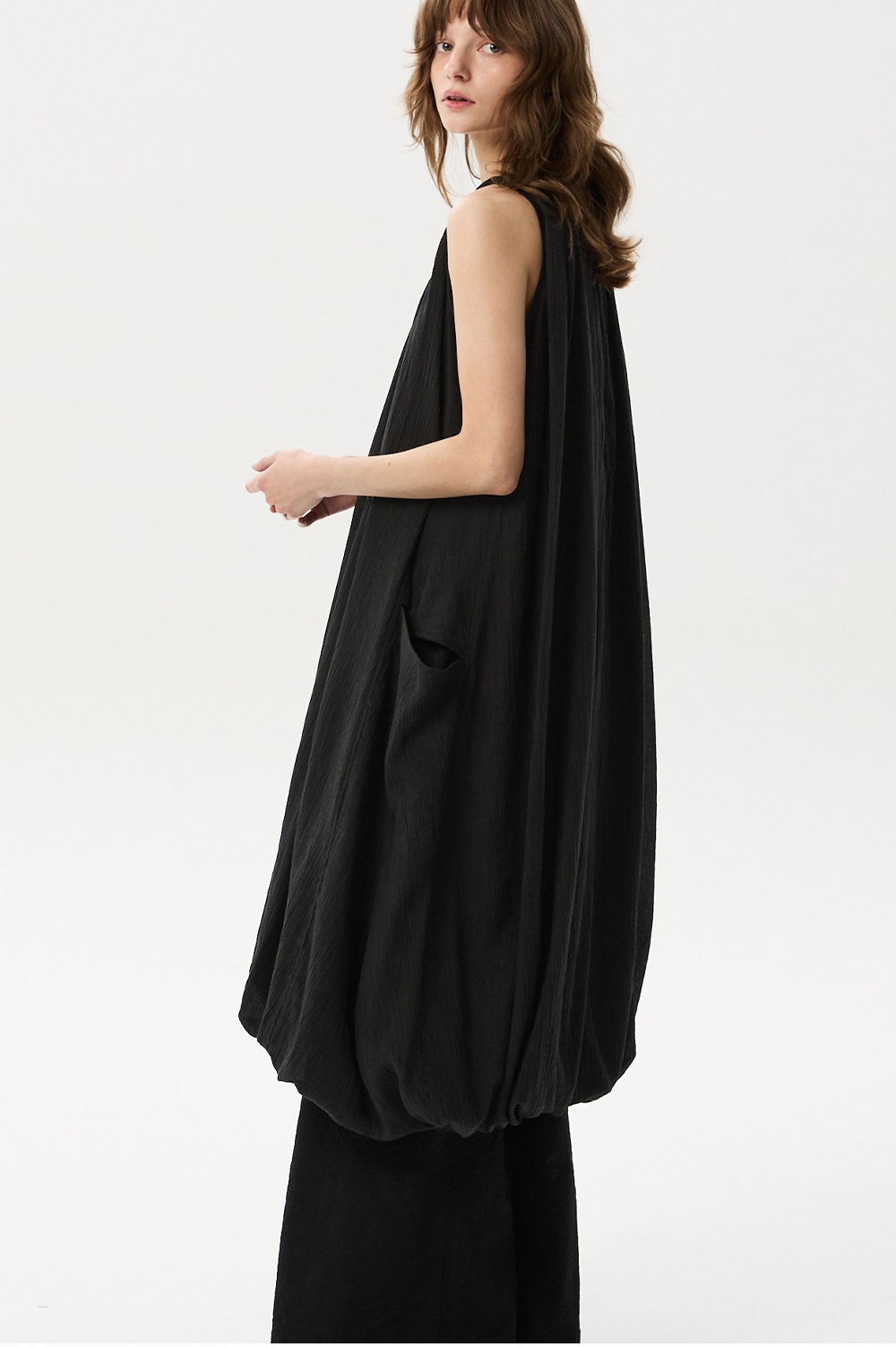 ML15 / BALLOON SLEEVELESS DRESS