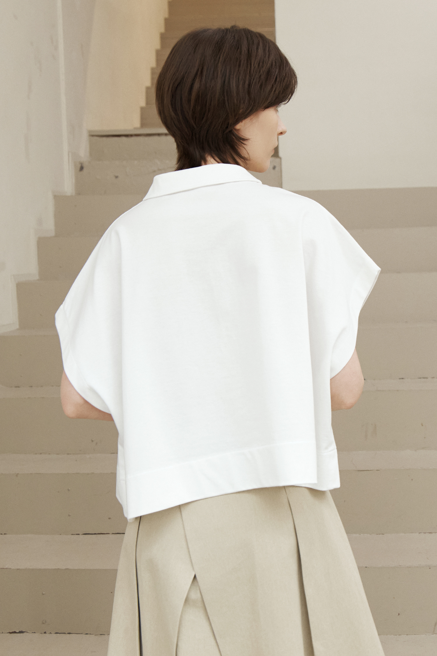WW19 / SQUARE SILK COLLAR SHORT SLEEVES POLO