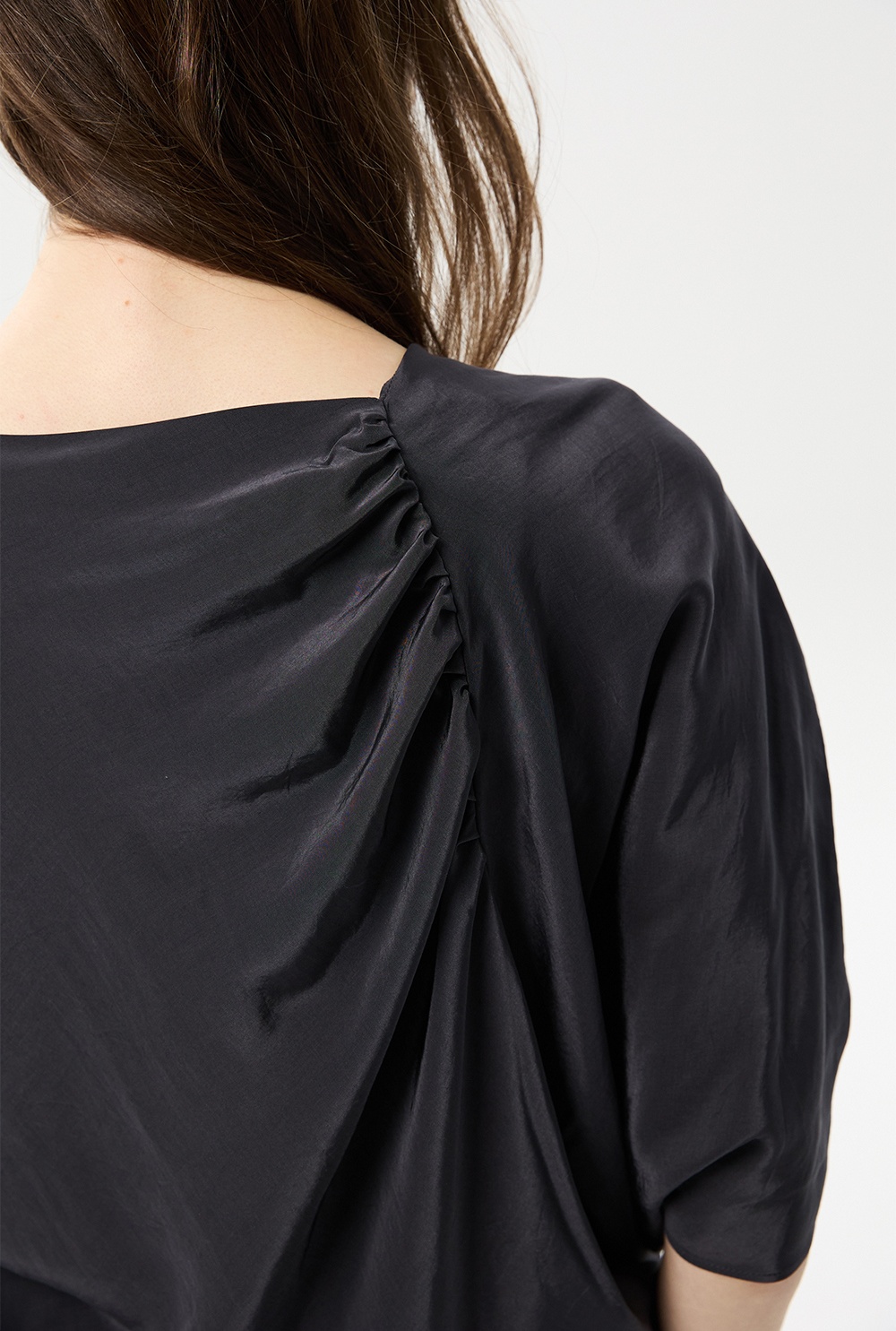 ML09 / UNBALANCED DRAPE SHIRTS