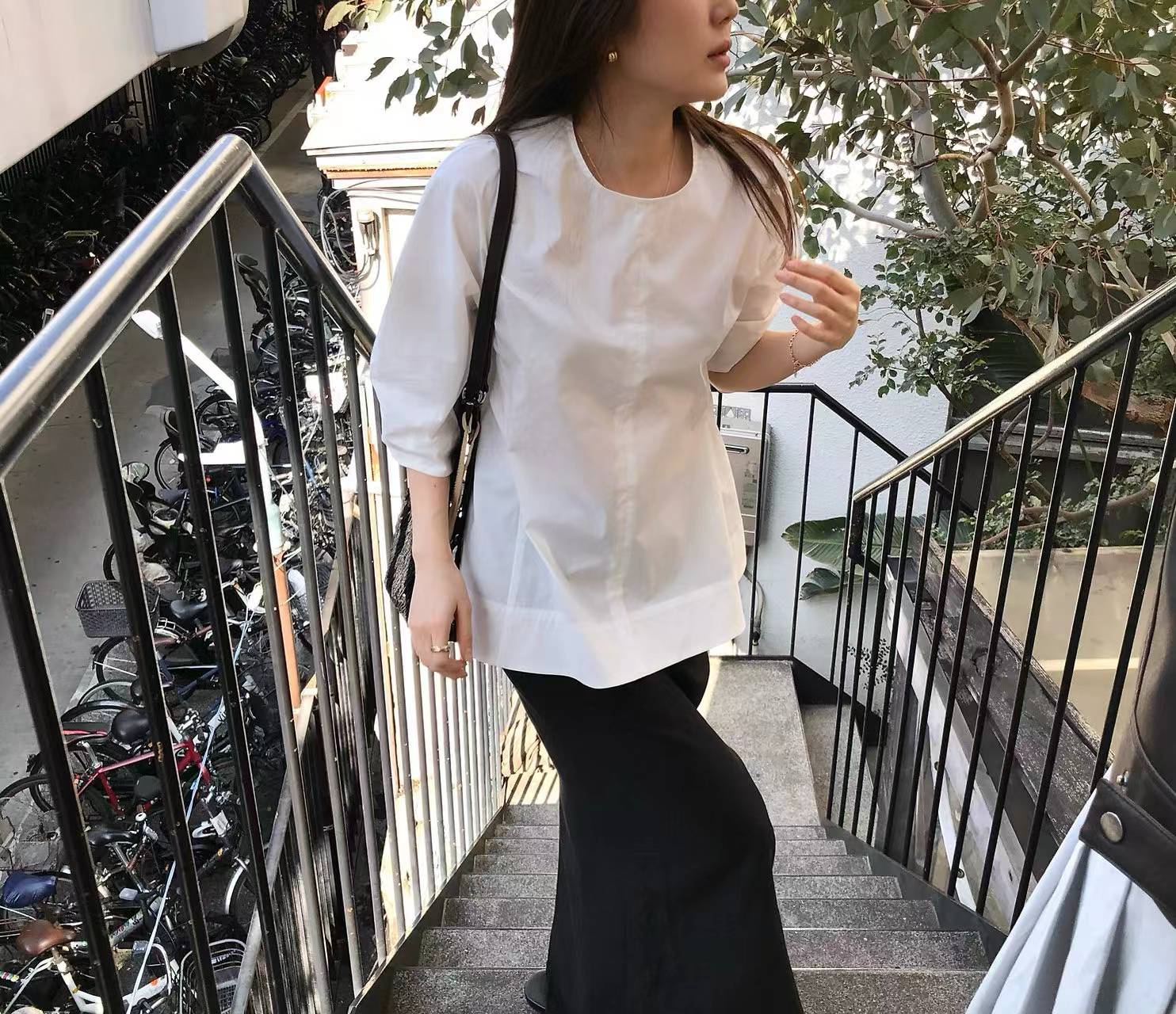 EVREN VOLUME FLARED BLOUSE