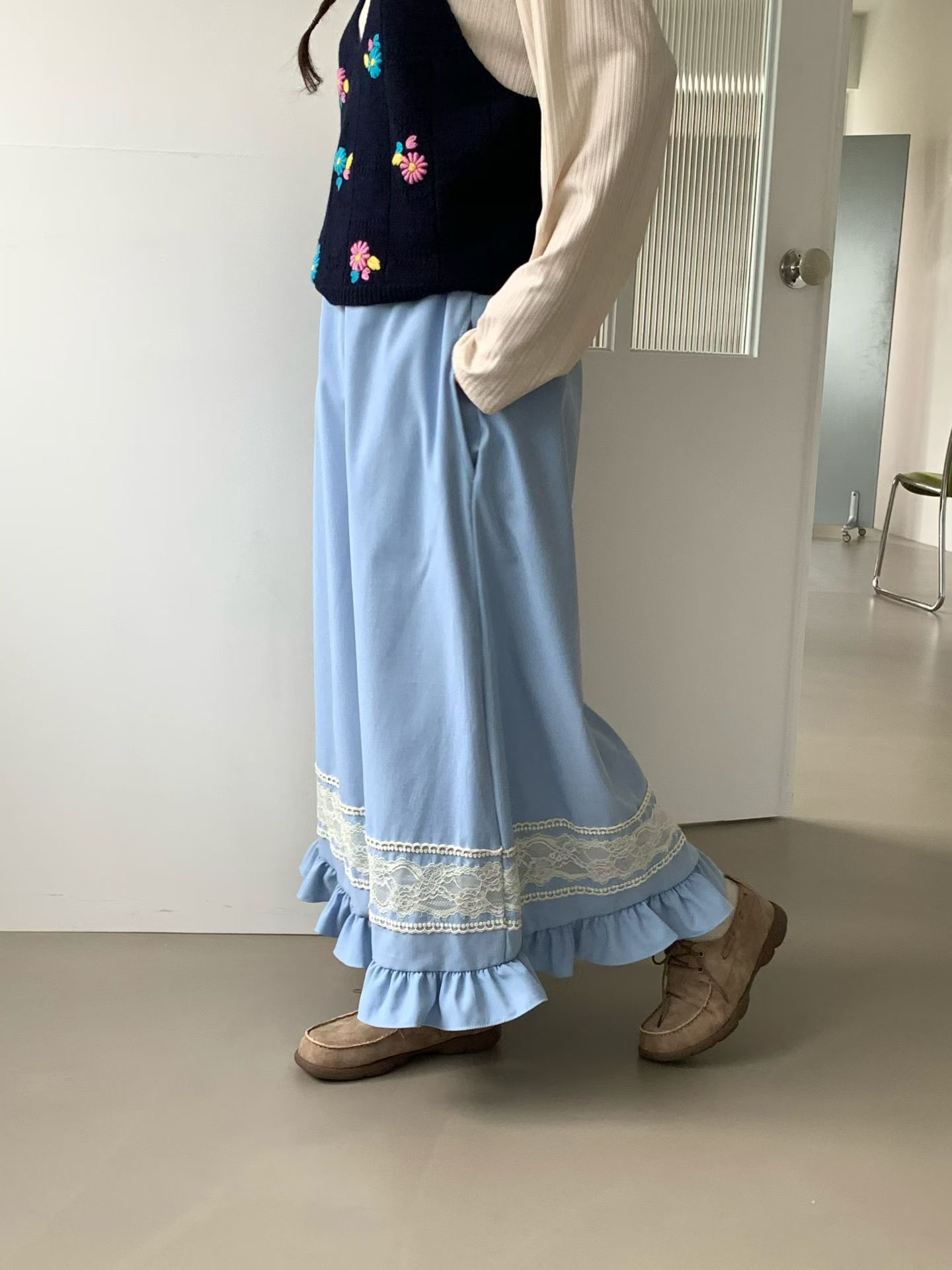 VP19 / RUFFLED FLOUNCE HEM SKIRT