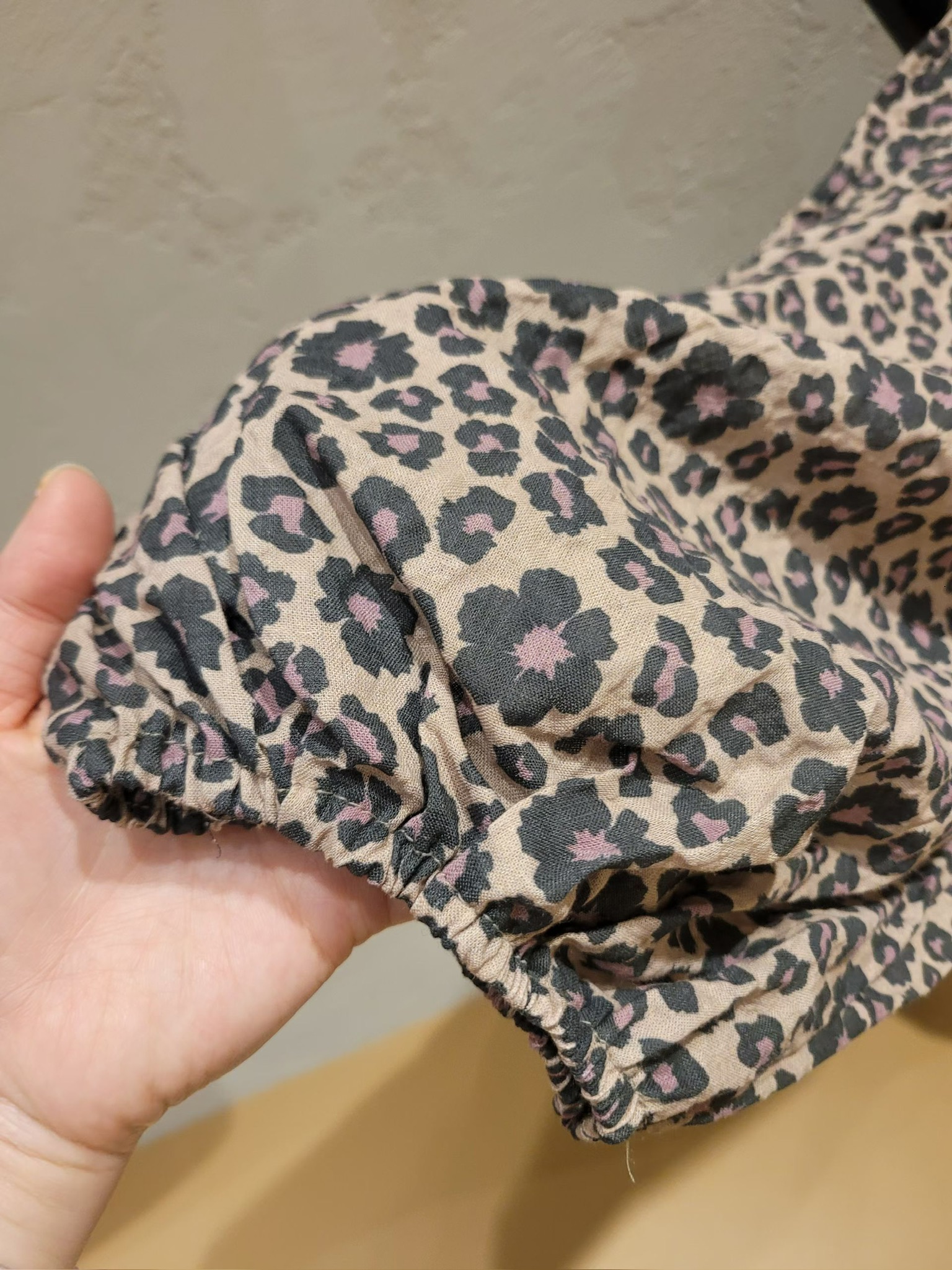 CD10 / EARTHY FLORAL PRINTED JOGGER