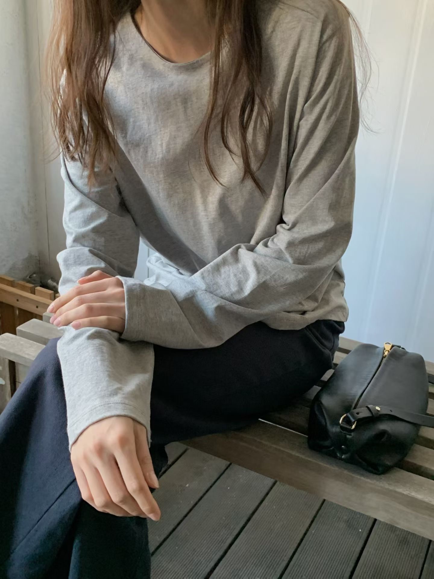 JU18 / ROUND NECKLINE COTTON LONG SLEEVES TOP