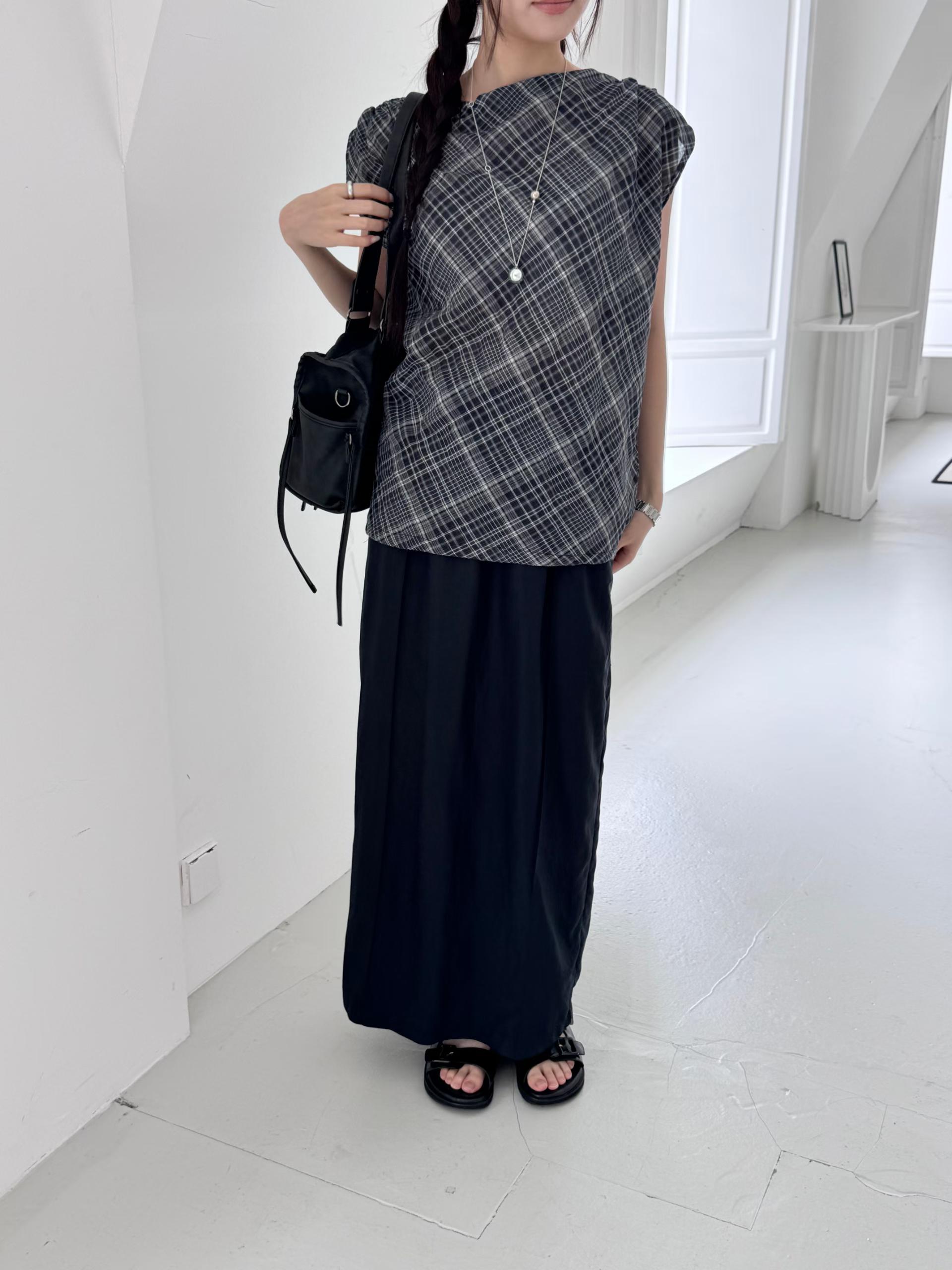 FABIOLA PLAID DRAWSTRING TOP
