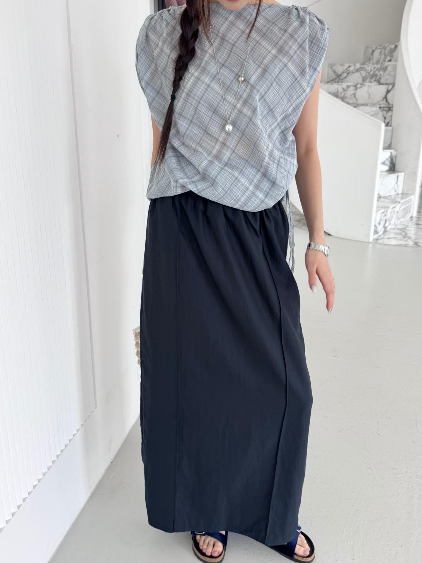FABIOLA PLAID DRAWSTRING TOP