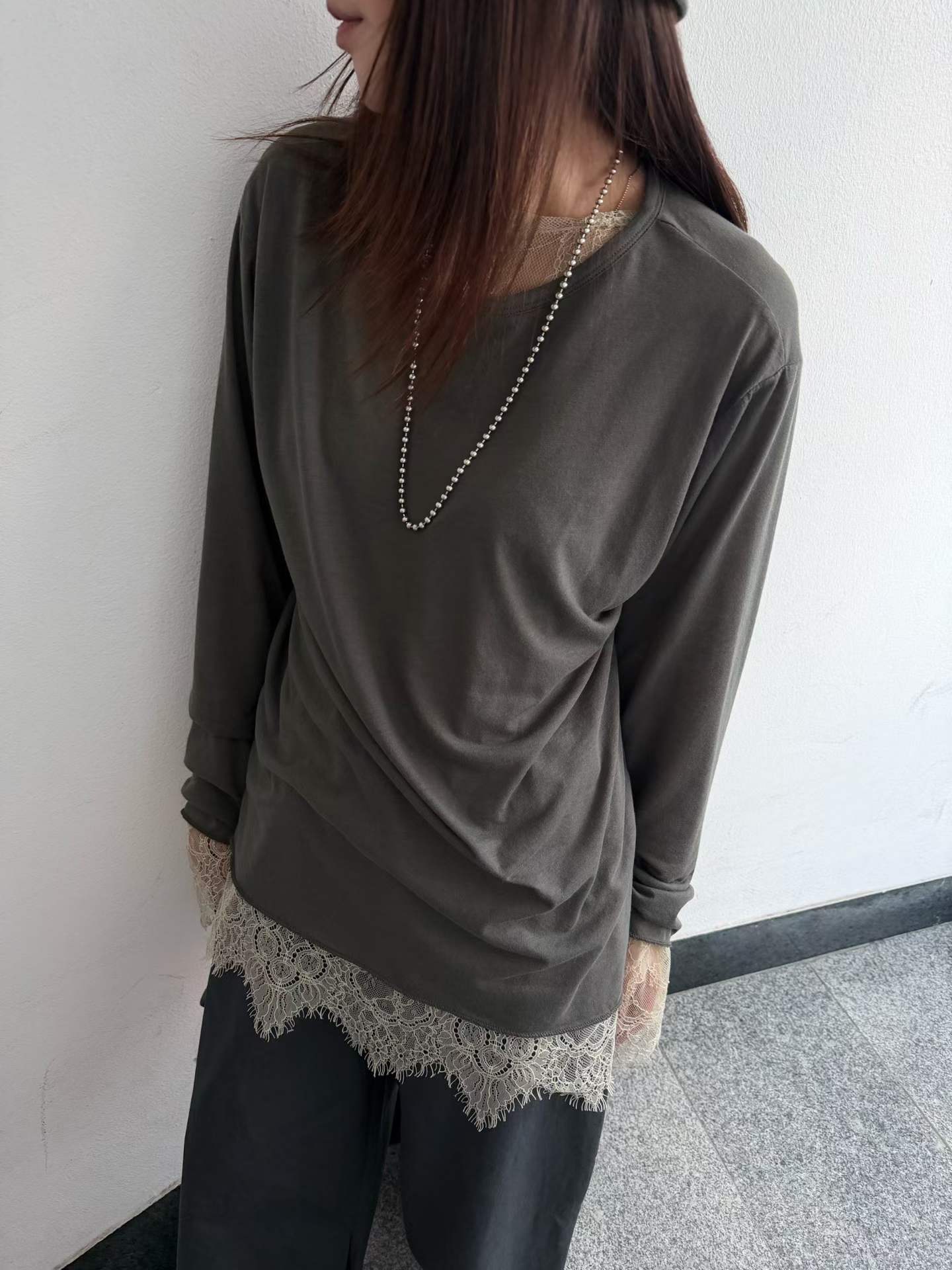 FERONIA REVERSIBLE LACE TEE