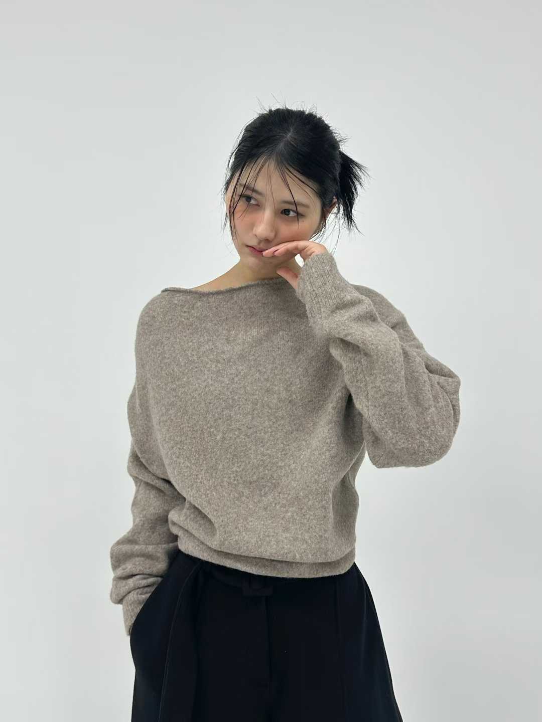 DOCIE WIDE NECK SWEATER