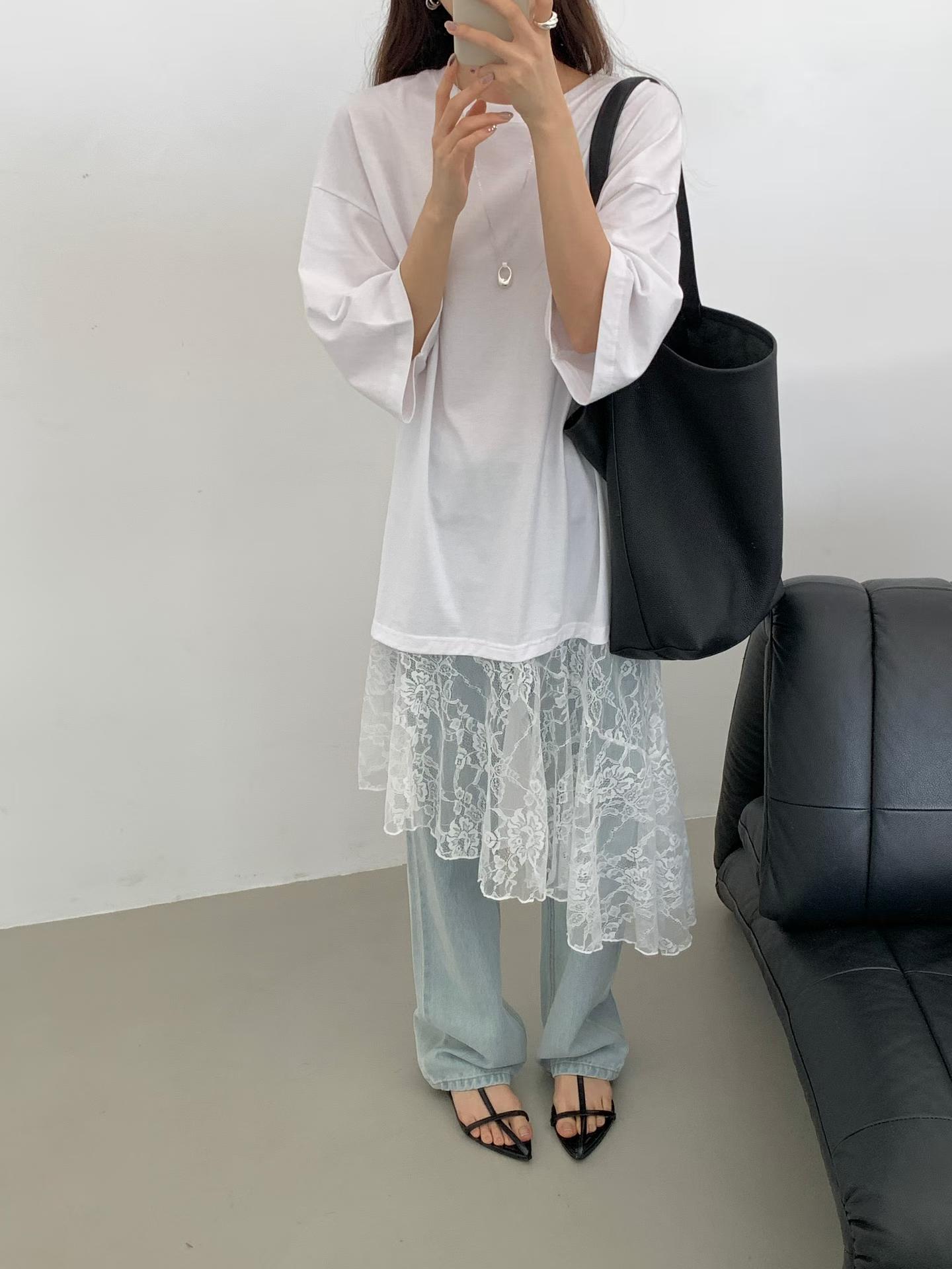 EMMY LACE HEM OVERSIZED TEE