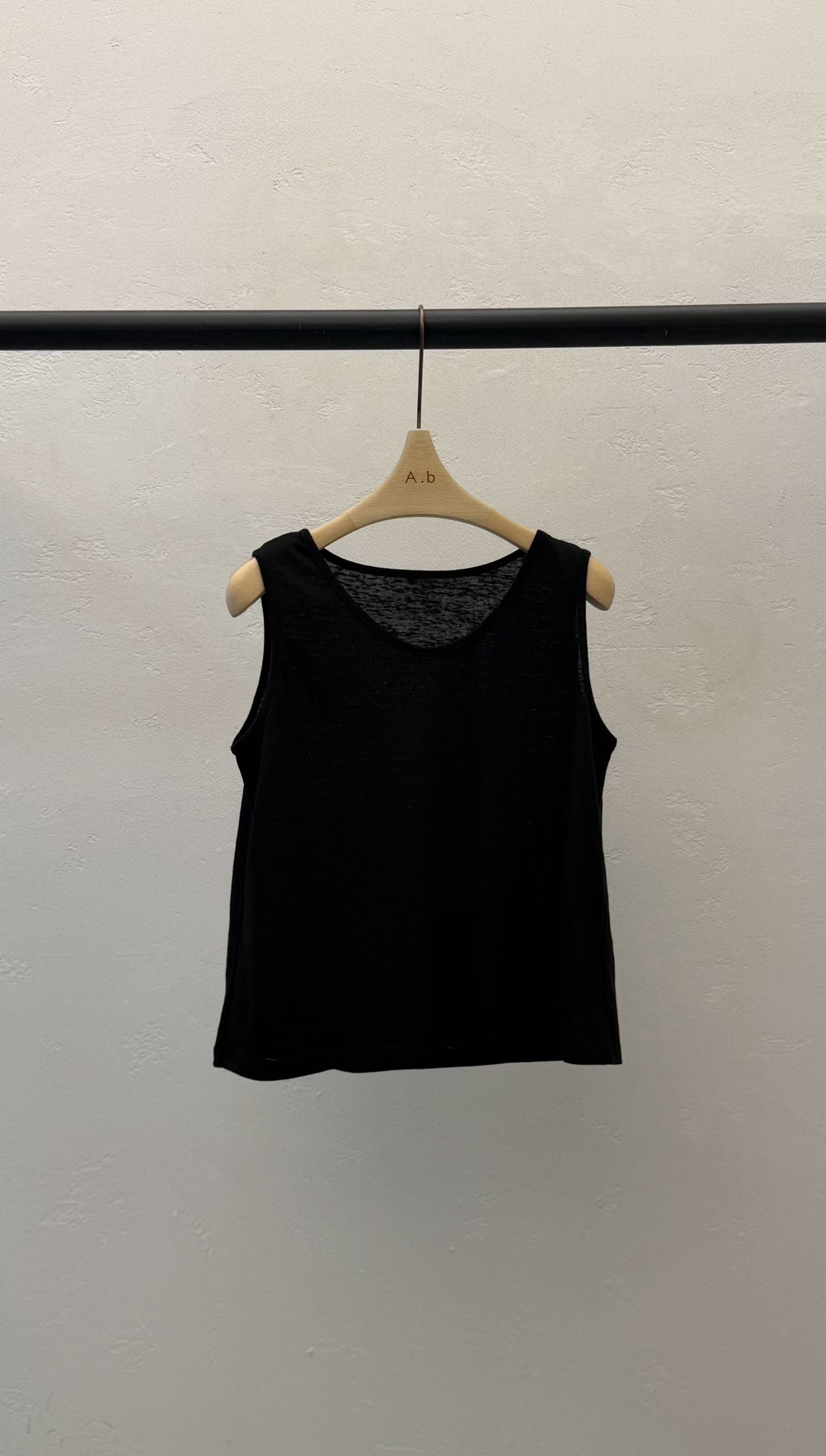 KF43 / V-NECKLINE SUMMER COTTON TANK TOP