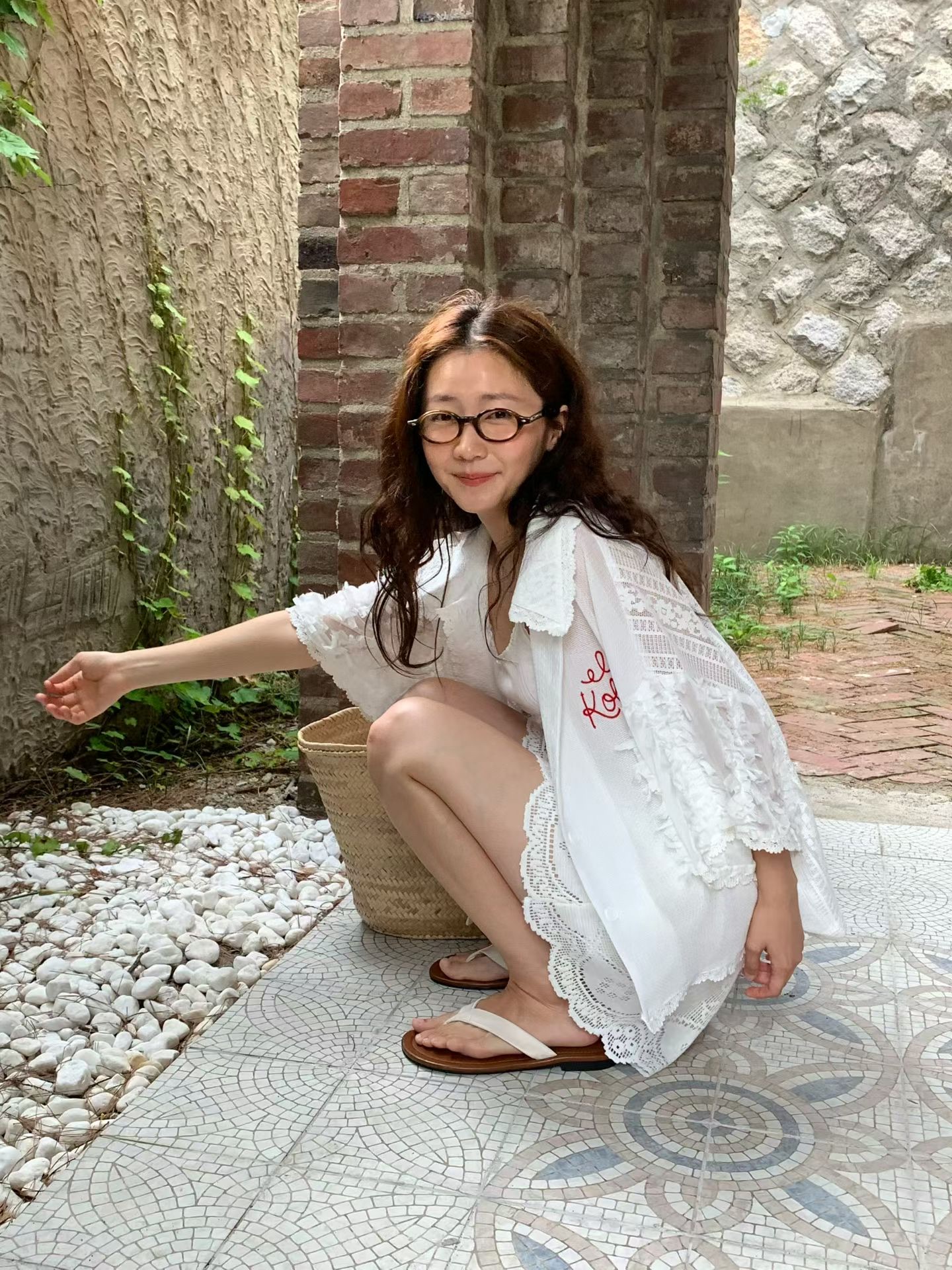 RT22 / "ELLIE KOLEEN" LACE EMBROIDERED SHIRT