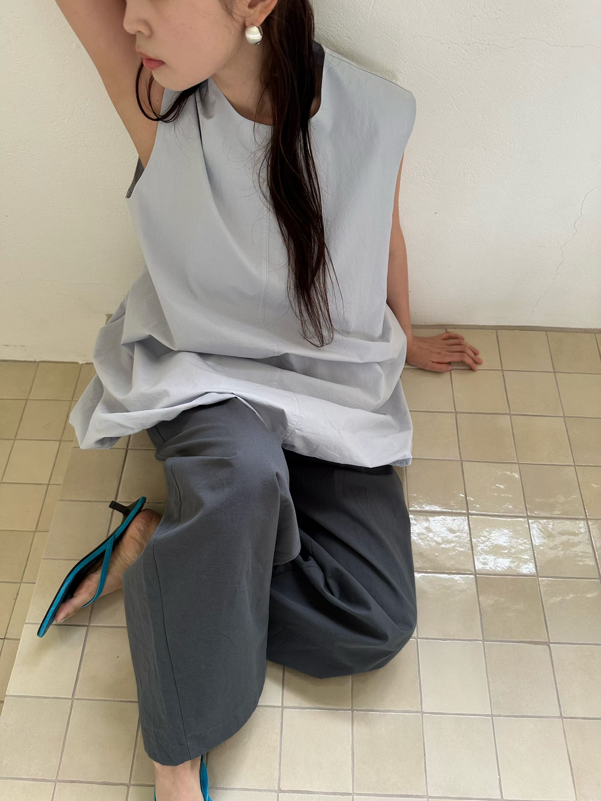 FARRAH PREMIUM BUBBLE HEM SLEEVELESS TUNIC