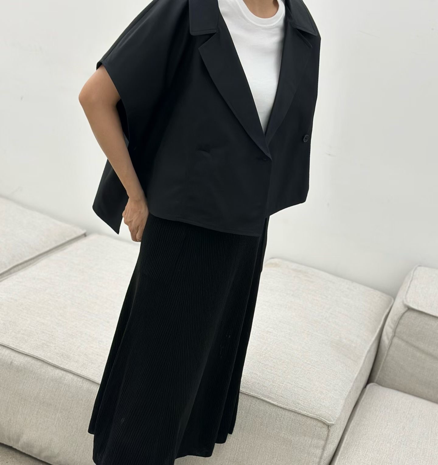 LE19 / IRREGULAR HEM DOUBLE BREASTED VEST