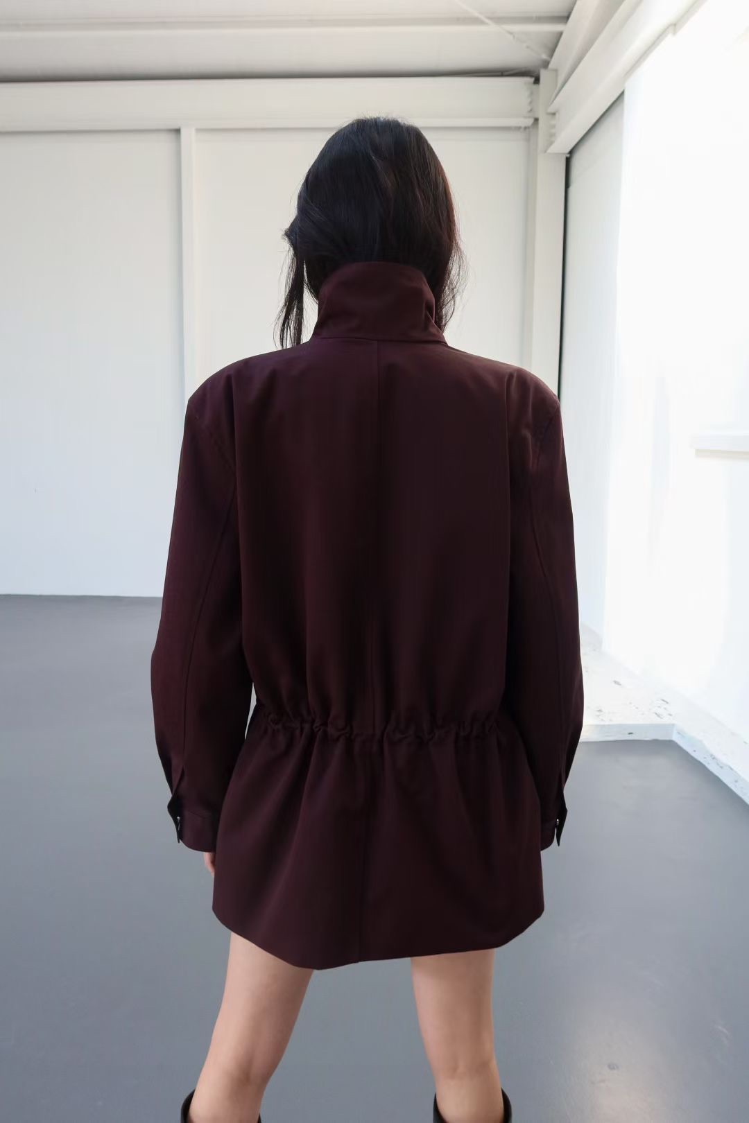 B03 / FRONT OVERSIZED POCKETS JACKET