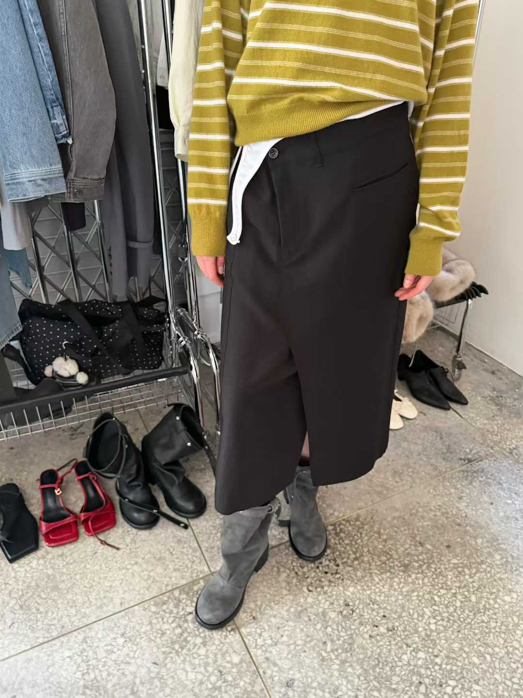 DOTTIE OVERLAP DETAIL MIDI SKIRT