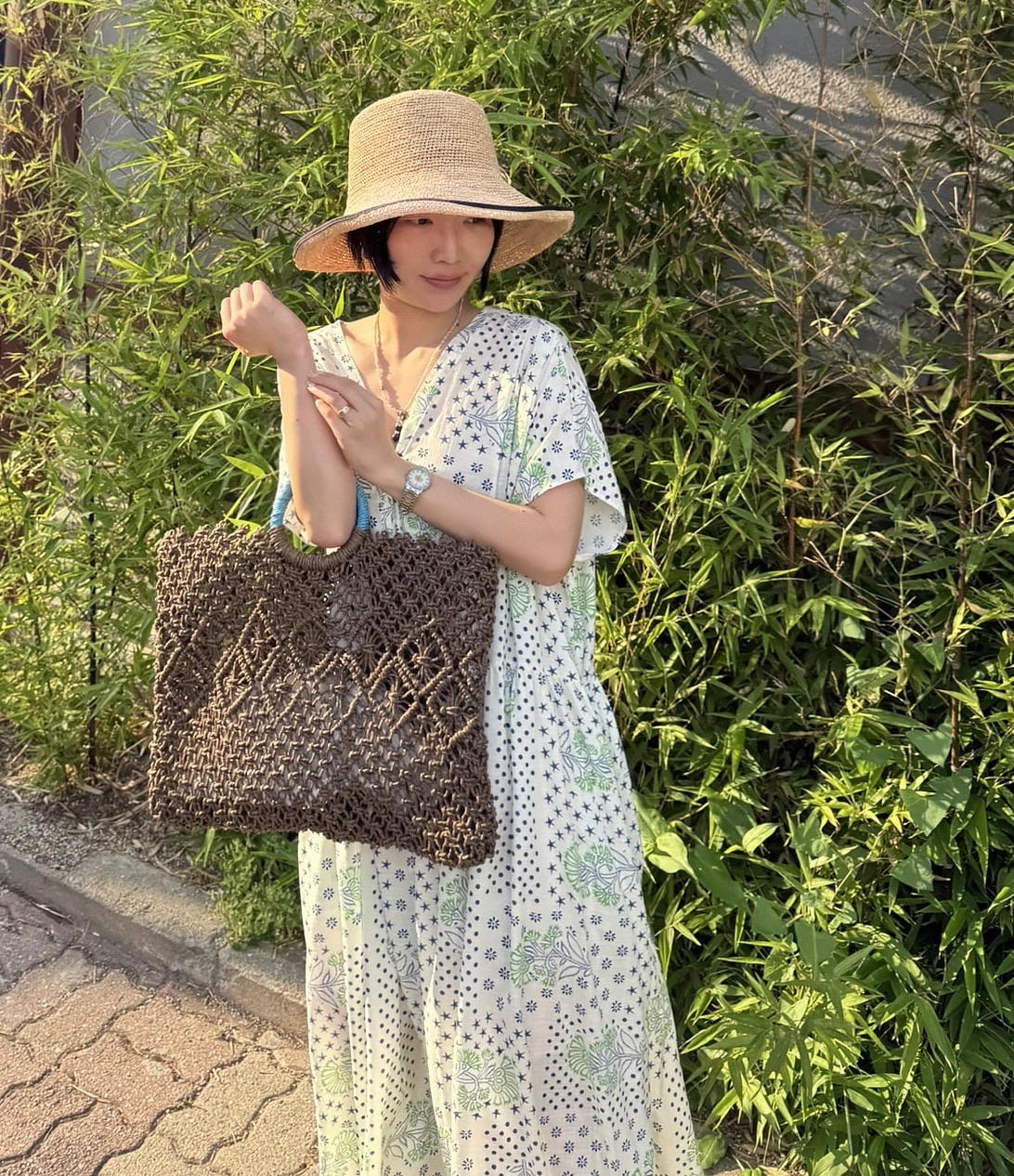 KB11 / V neckline Floral Loose Dress