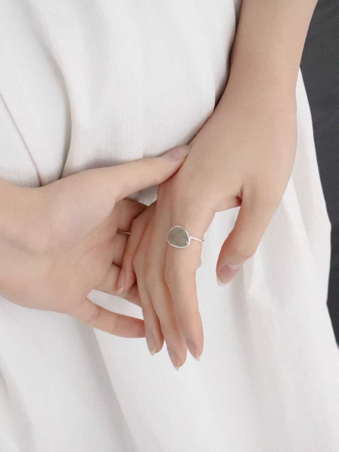 DARION 925S STONE OPEN ENDED RING